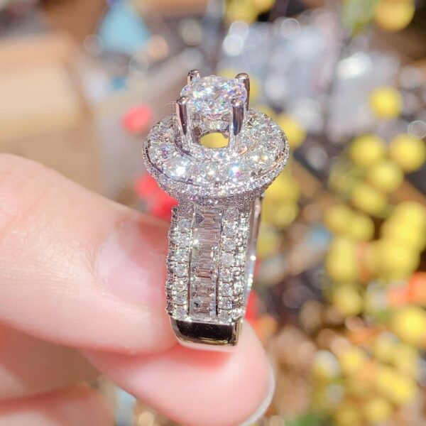Nhẫn Moissanite nữ kiểu dáng Halo 8li1 full Moissanite (N713819) - Hình ảnh 4