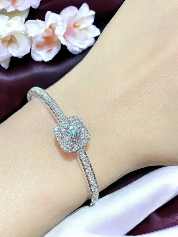Vòng tay kim cương Moissanite nữ cao cấp sang trọng (V820801)