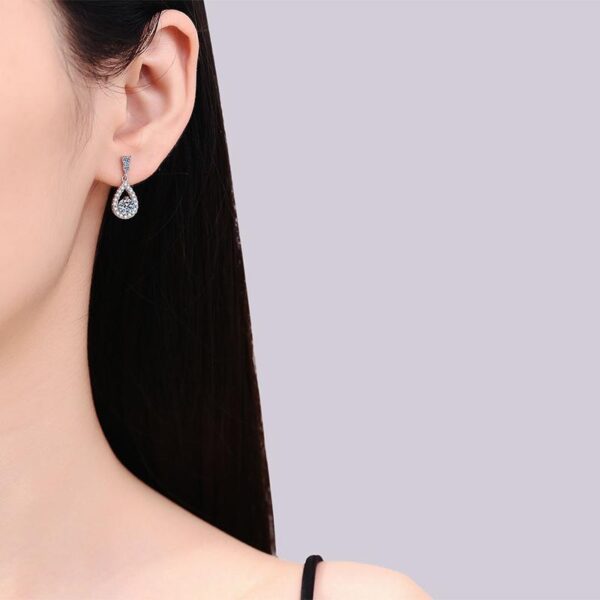 Bông tai kim cương Moissanite nữ kiểu dáng giọt nước (B62948) - Hình ảnh 2