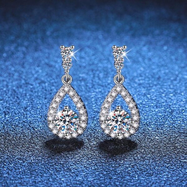 Bông tai kim cương Moissanite nữ kiểu dáng giọt nước (B62948)