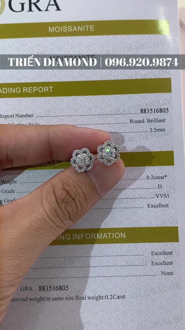 Bông tai kim cương Moissanite GRA hoa mai (B97377) - Hình ảnh 2