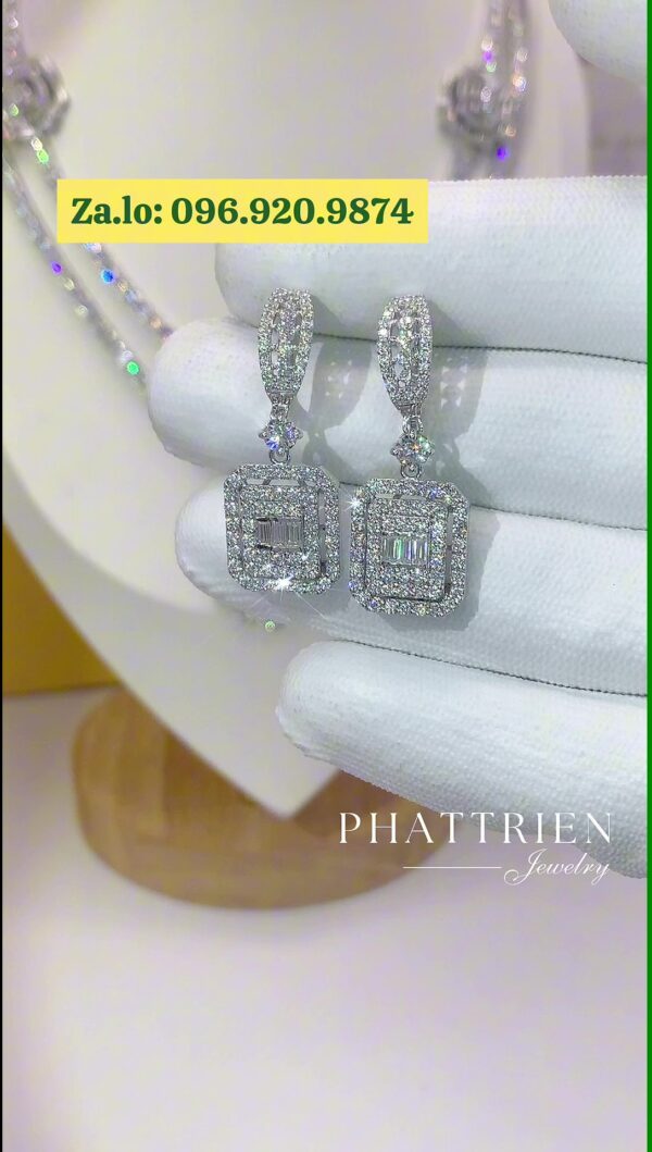 Bông tai kim cương Moissanite GRA tòn ten vuông (B813154) - Hình ảnh 3
