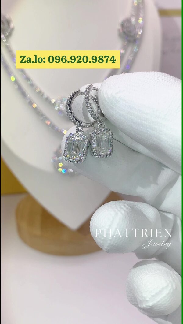 Bông tai kim cương Moissanite GRA tòn ten Baguette nhỏ (B75602) - Hình ảnh 4
