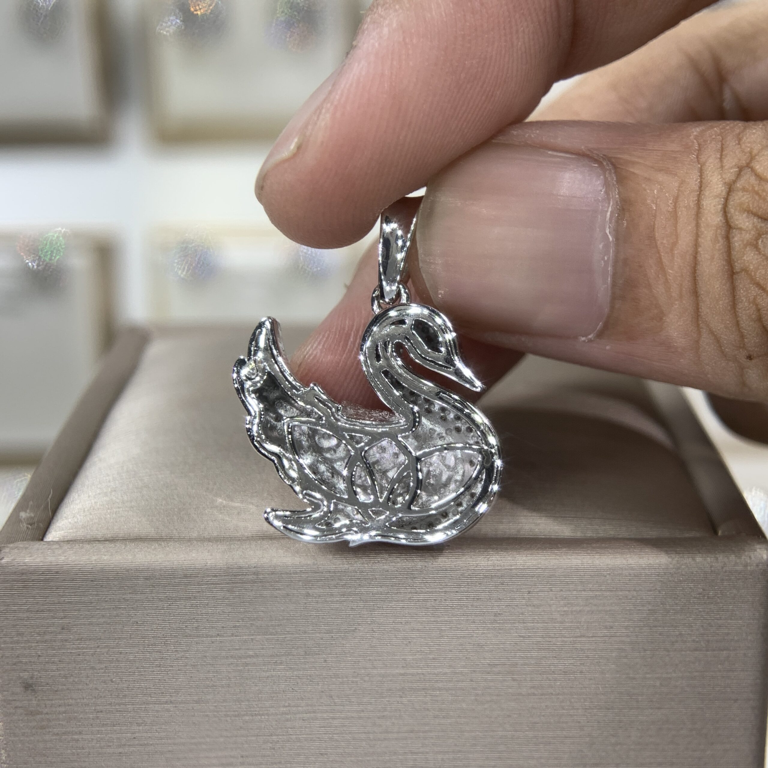 Mặt dây chuyền kim cương Moissanite GRA thiên nga (M69334) - Ảnh 3