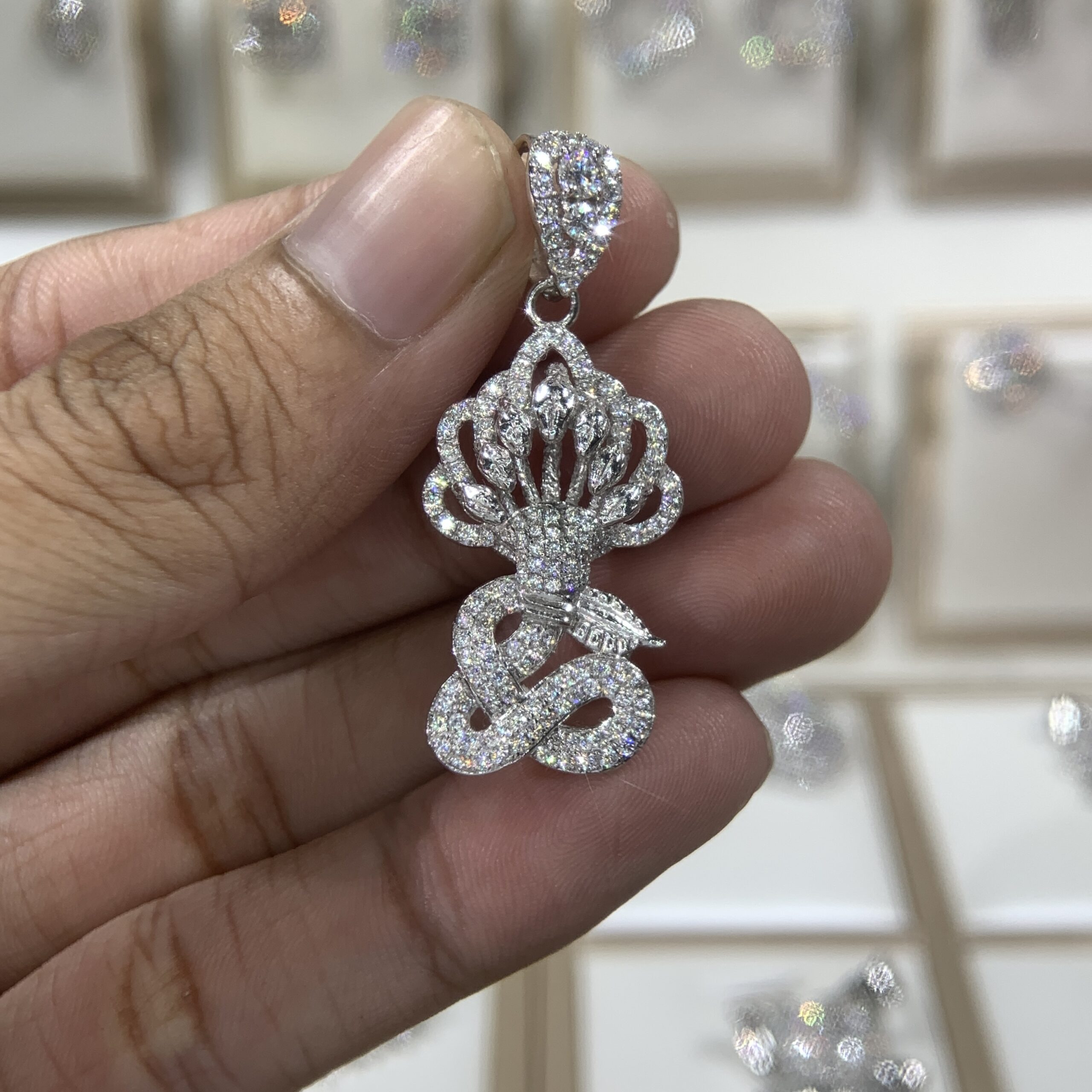 Mặt dây chuyền kim cương Moissanite GRA tuổi Tỵ (M610607) - Ảnh 4