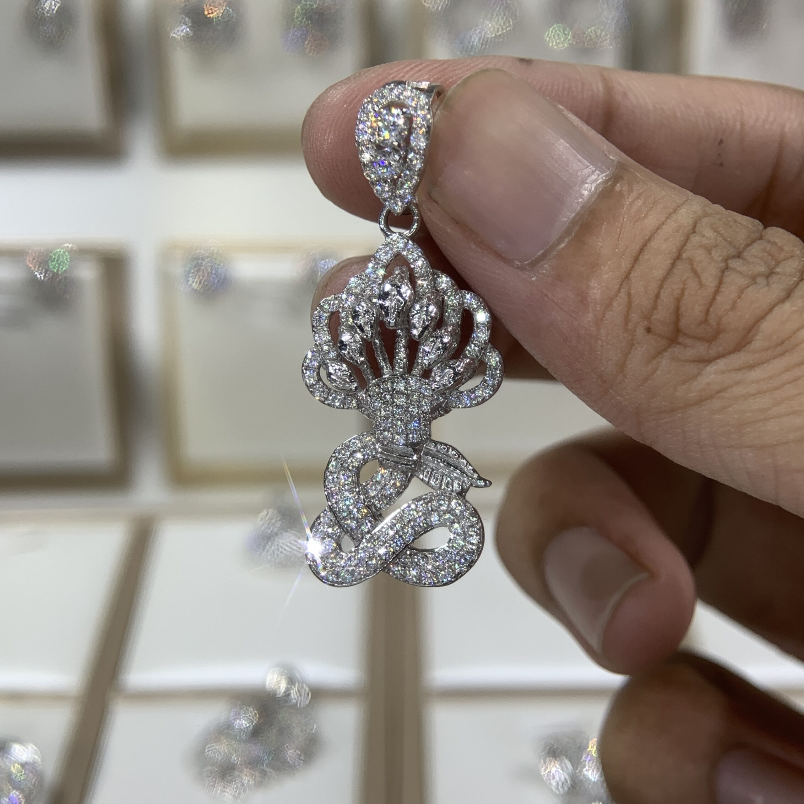 Mặt dây chuyền kim cương Moissanite GRA tuổi Tỵ (M610607) - Ảnh 5