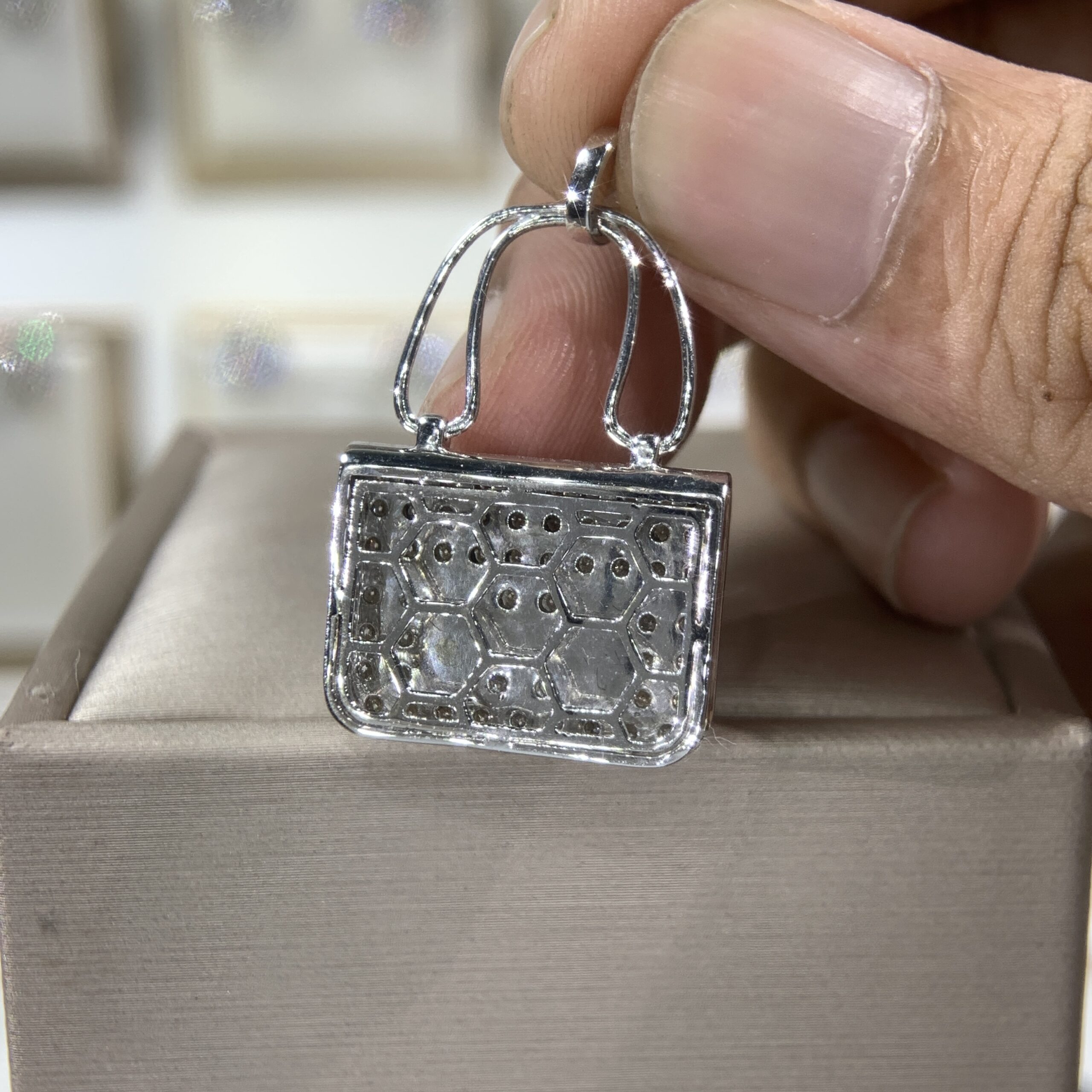 Mặt dây chuyền kim cương Moissanite GRA túi xách (M68954) - Ảnh 3