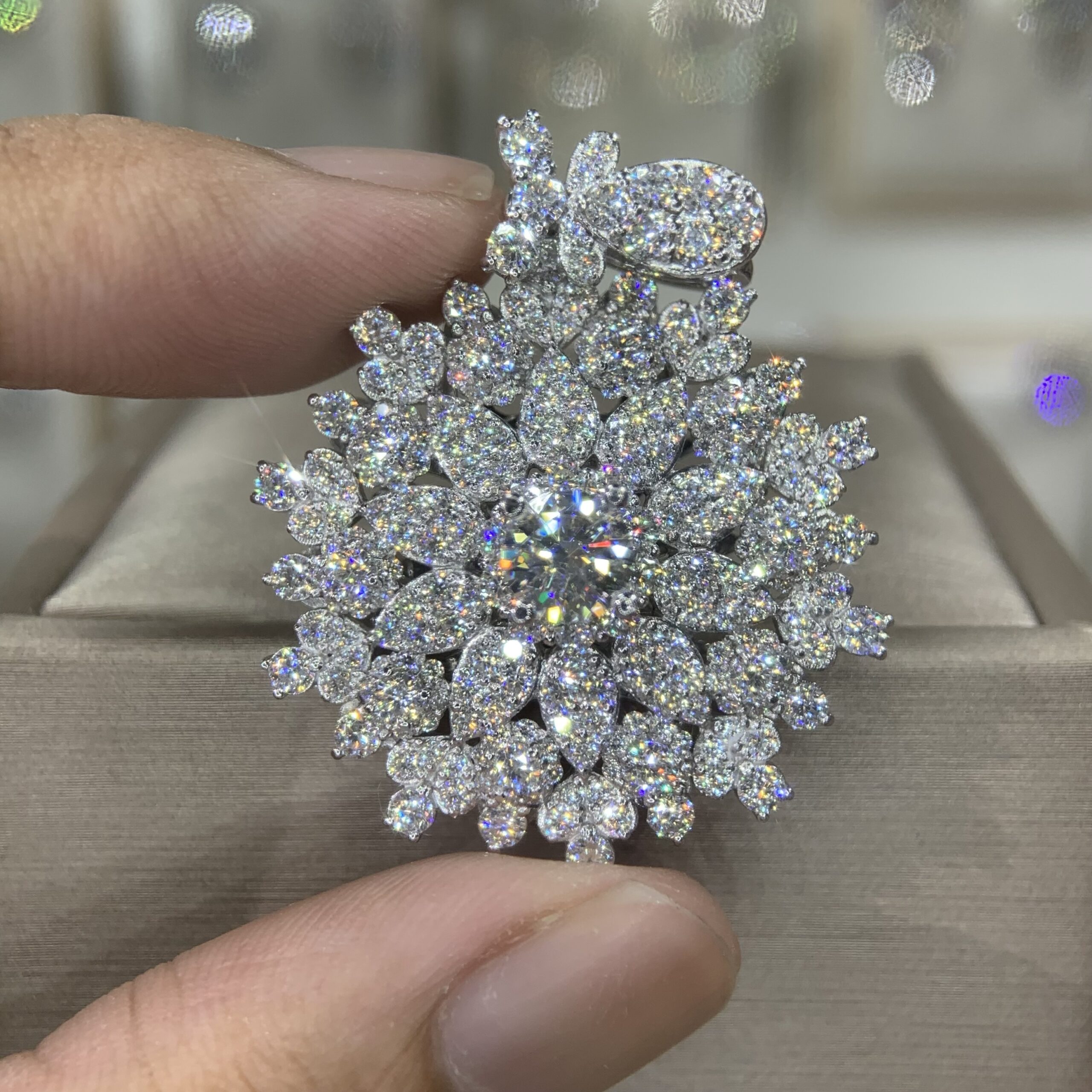 Mặt dây chuyền kim cương Moissanite GRA hoa lớn (M425589) - Ảnh 2
