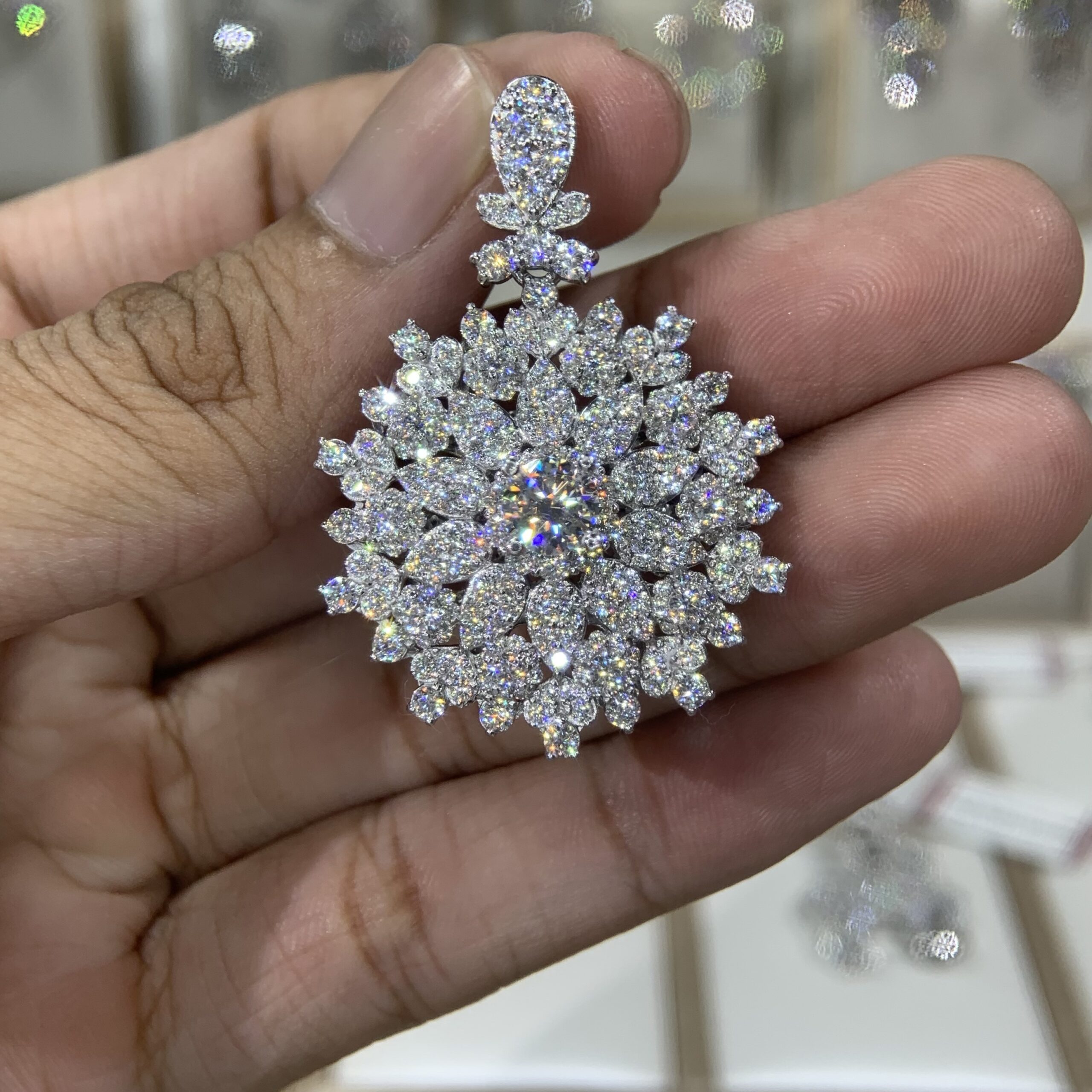 Mặt dây chuyền kim cương Moissanite GRA hoa lớn (M425589) - Ảnh 5