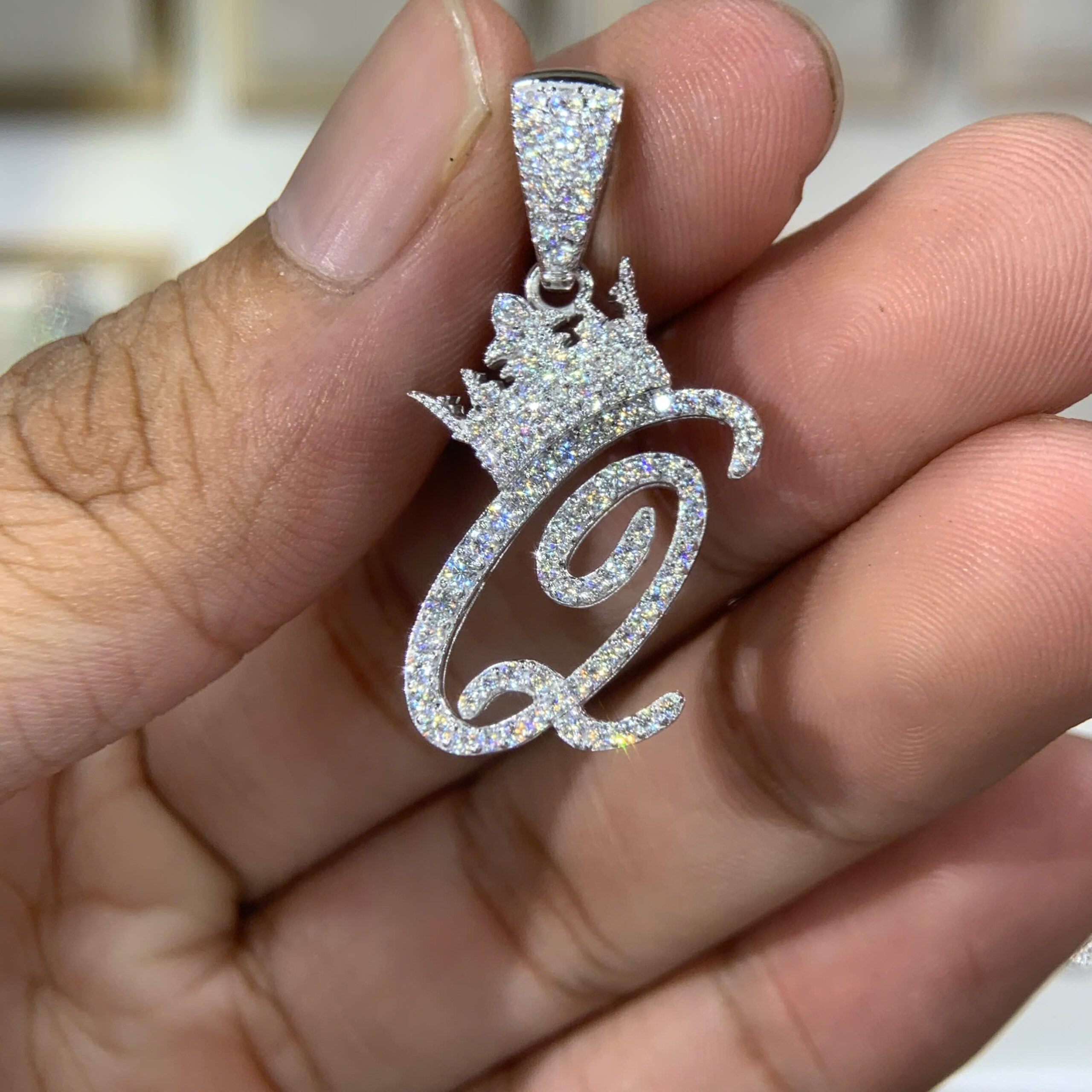 Mặt dây chuyền kim cương Moissanite GRA chữ Q (M49931) - Ảnh 3