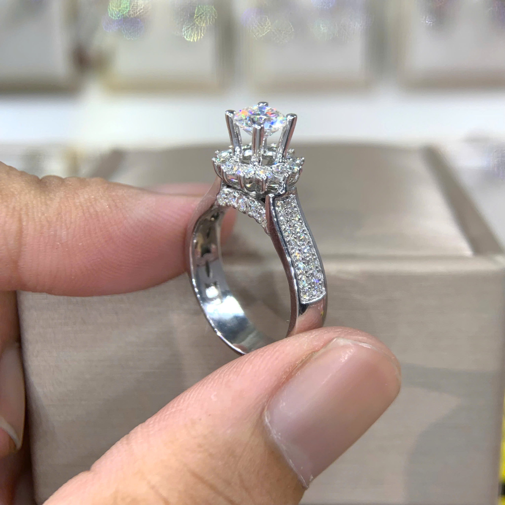 Nhẫn kim cương Moissanite GRA (N69941) - Ảnh 2