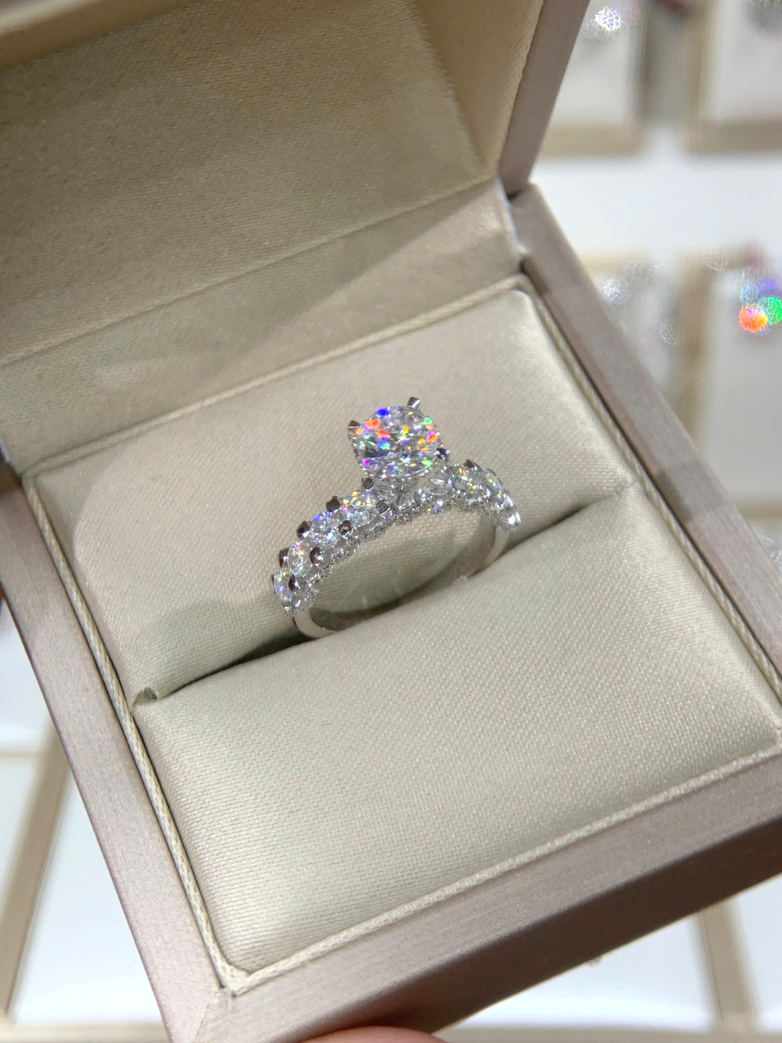 Nhẫn kim cương Moissanite GRA (N614742) - Ảnh 2