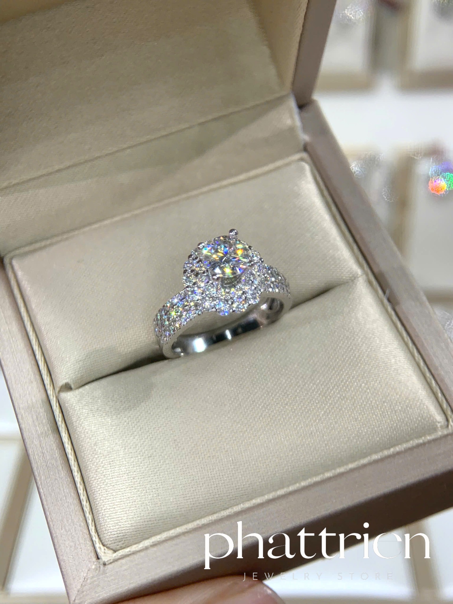 Nhẫn kim cương Moissanite GRA (N610617) - Ảnh 2
