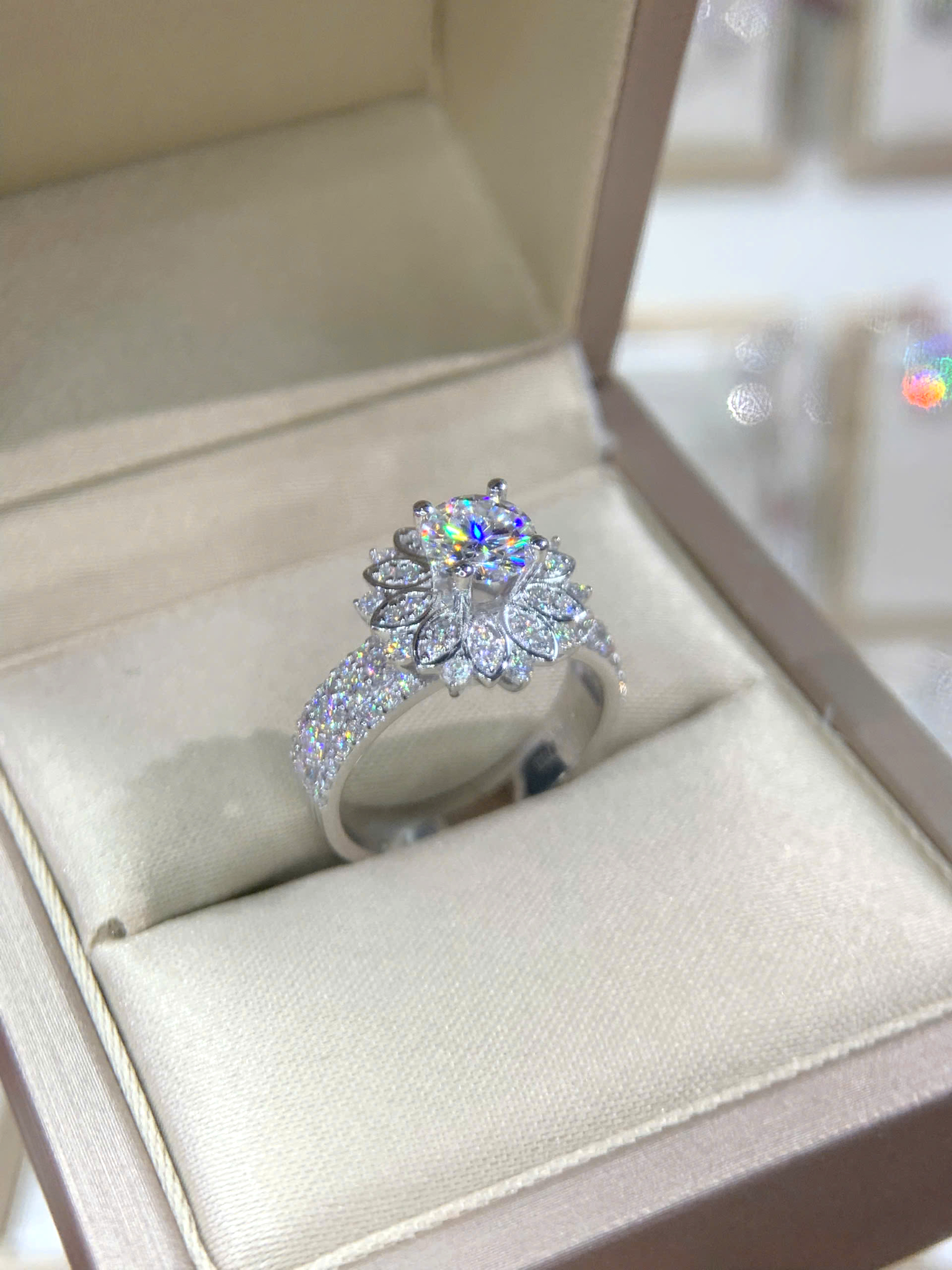 Nhẫn kim cương Moissanite GRA (N311957)