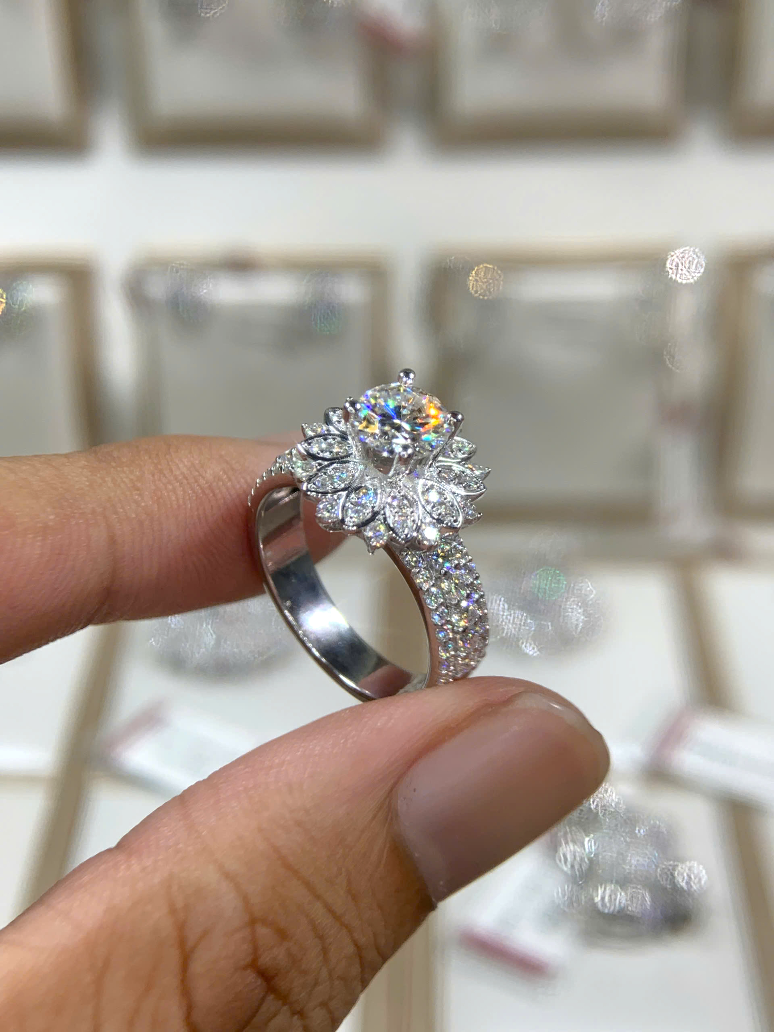 Nhẫn kim cương Moissanite GRA (N311957) - Ảnh 3