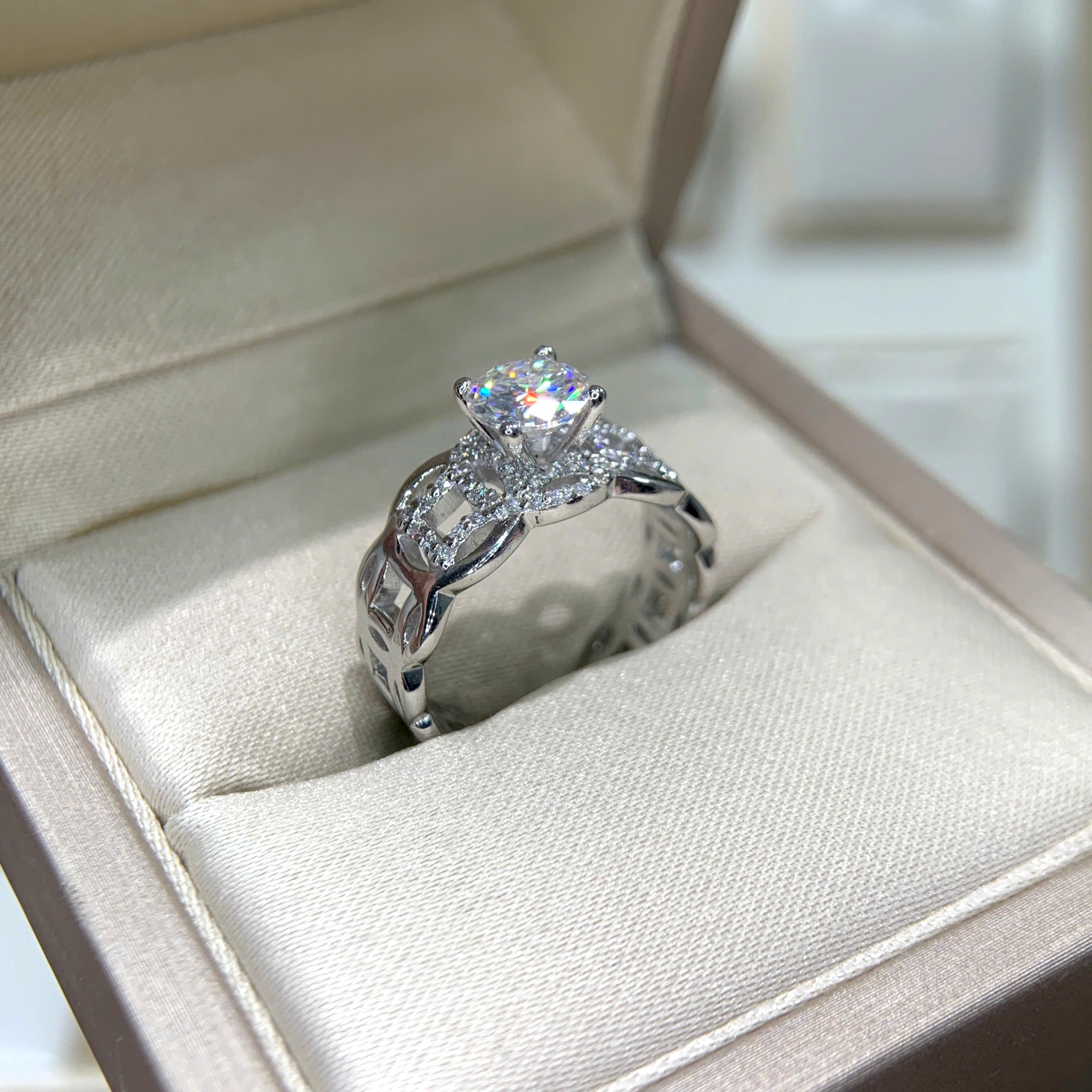 Nhẫn kim cương Moissanite GRA (N511687) - Ảnh 5