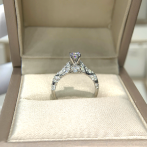 Nhẫn kim cương Moissanite GRA (N211954)