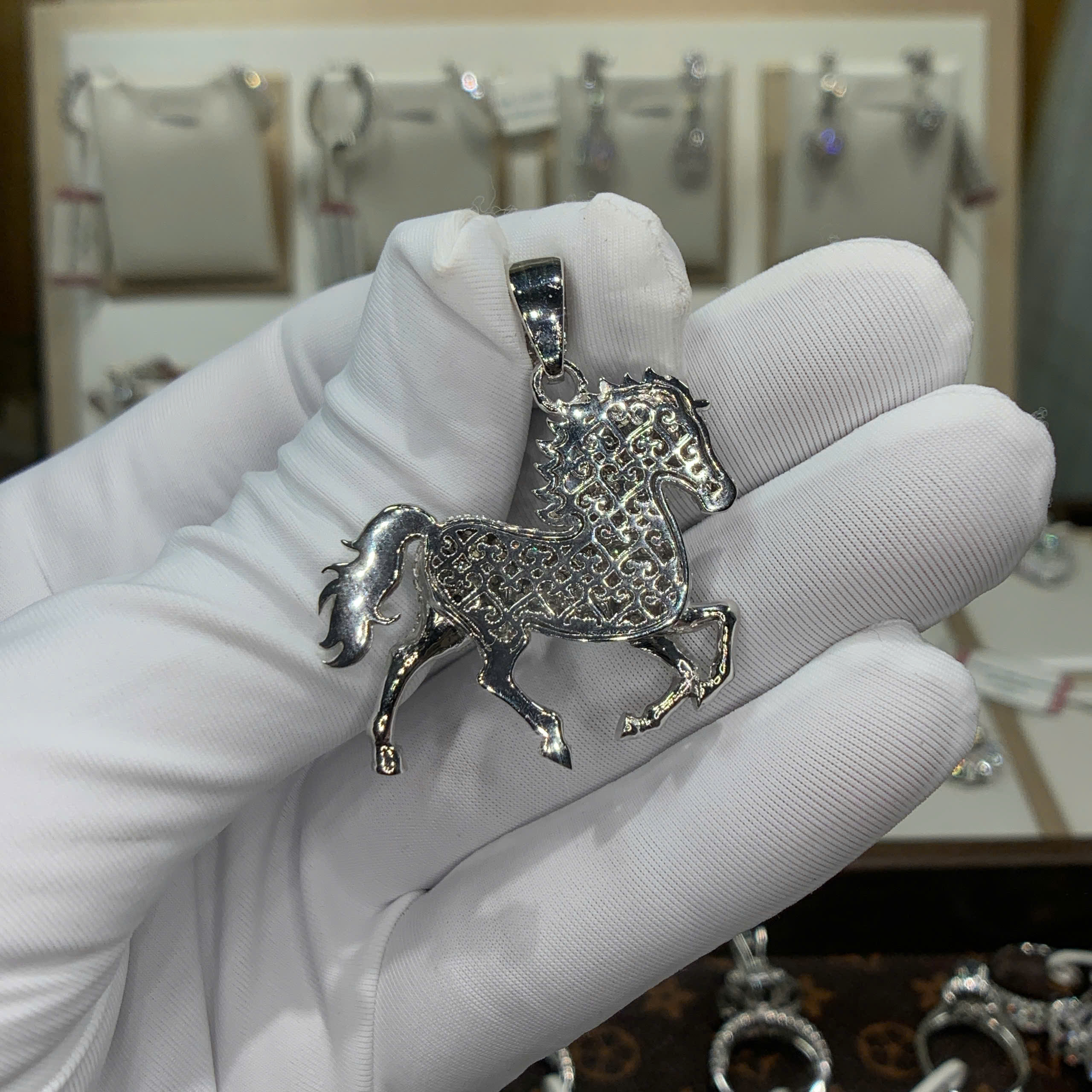 Mặt dây chuyền kim cương Moissanite GRA tuổi Ngọ (M621107) - Ảnh 5