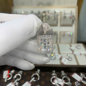 Mặt dây chuyền kim cương Moissanite GRA (M614497)