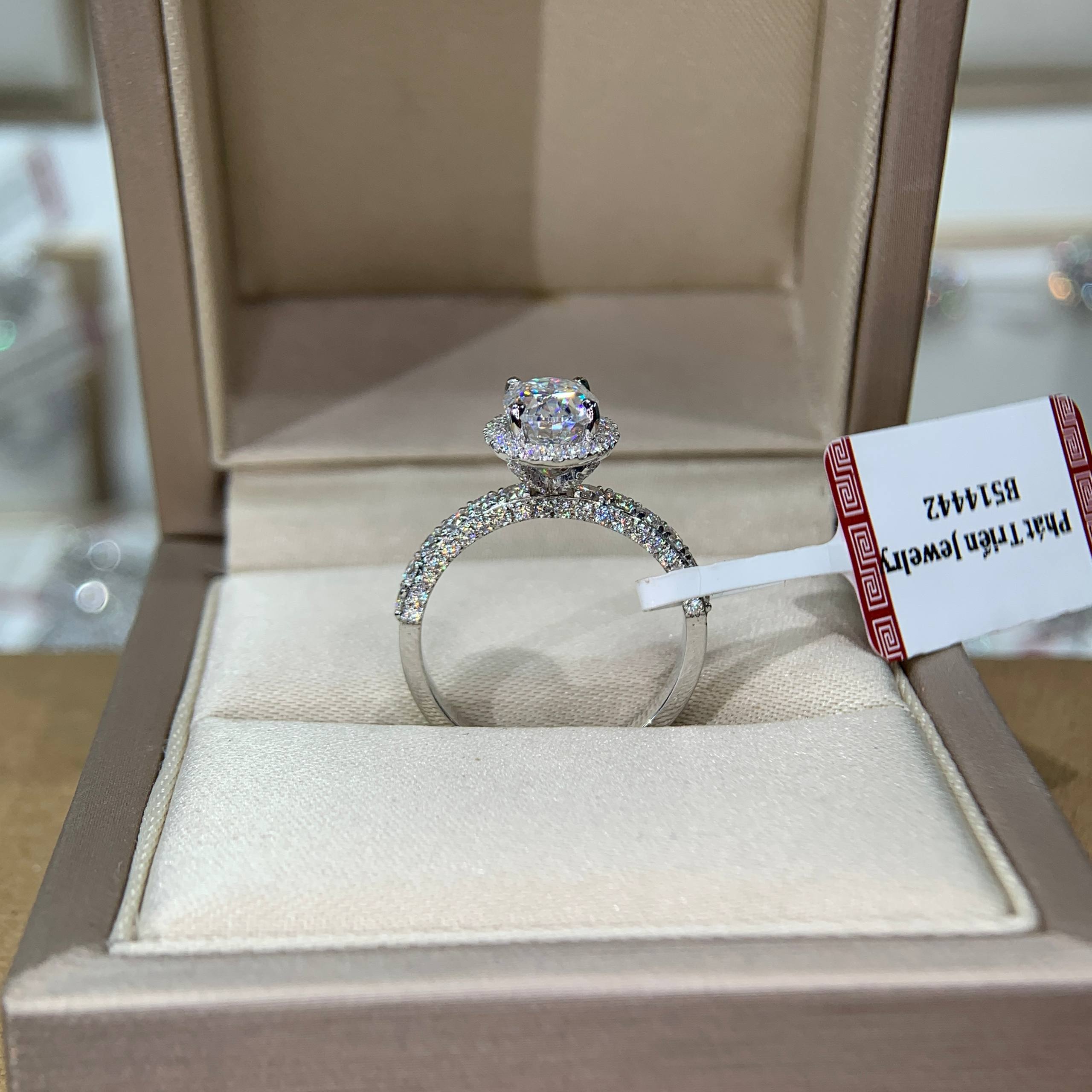 Nhẫn kim cương Moissanite GRA (N514442) - Ảnh 3