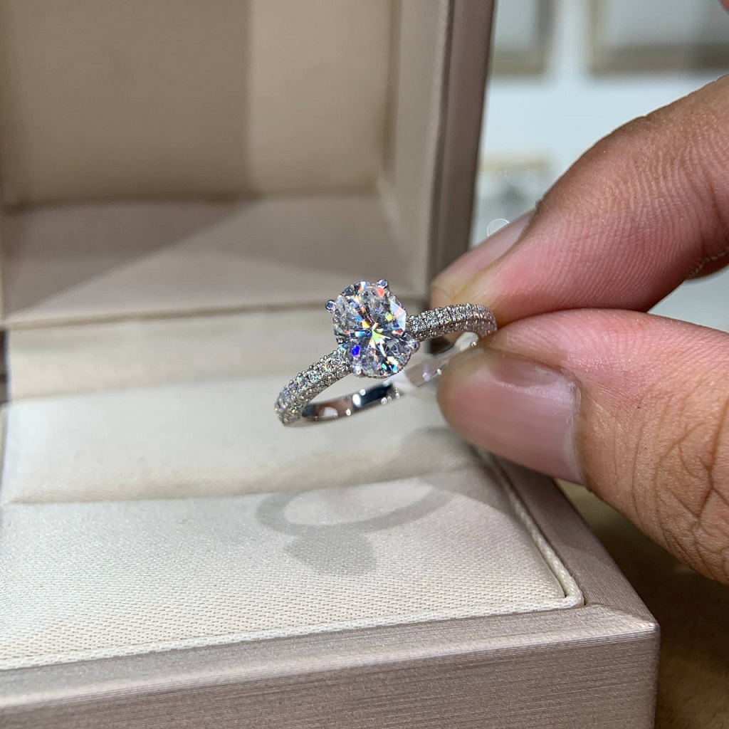 Nhẫn kim cương Moissanite GRA (N613847)
