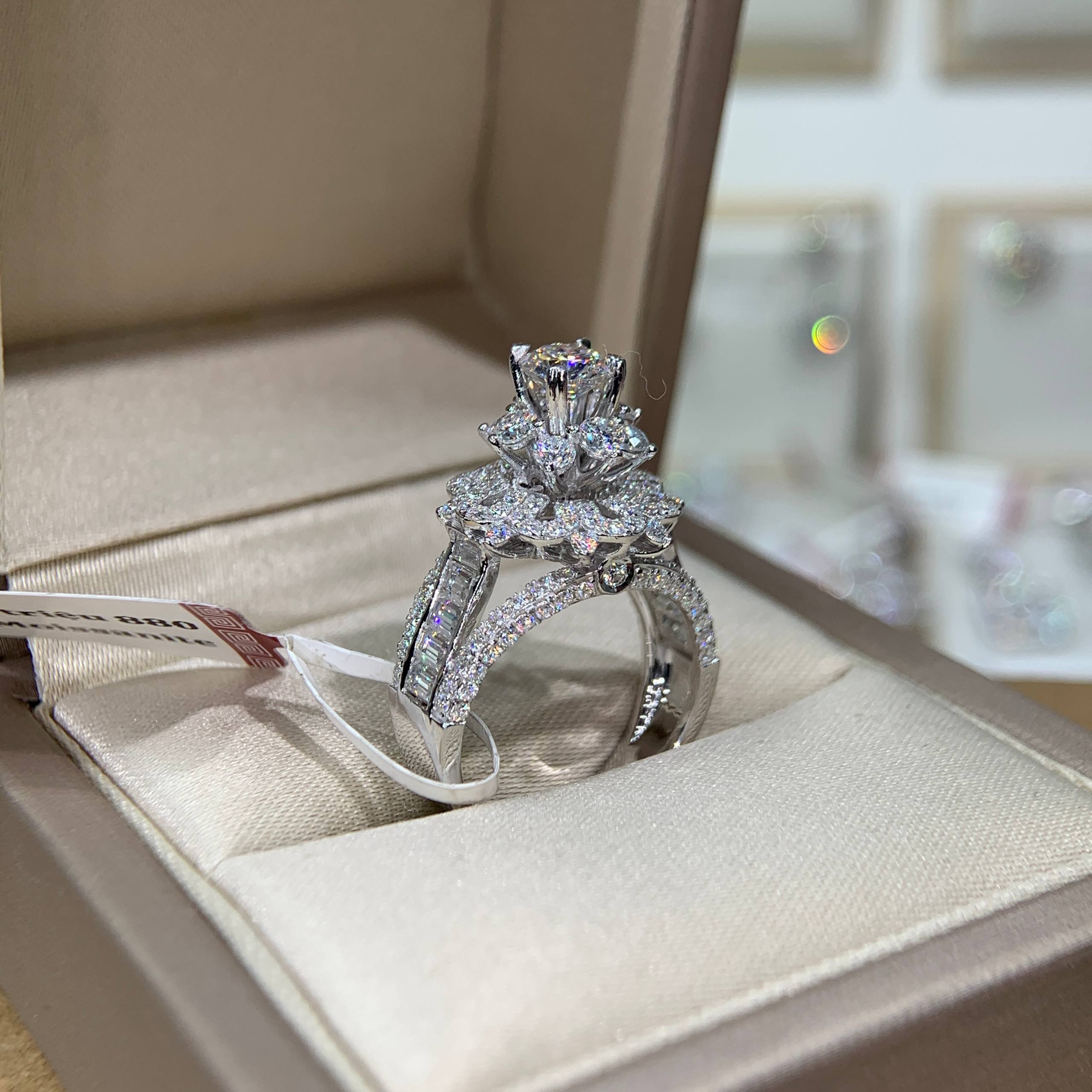 Nhẫn kim cương Moissanite GRA (N621097)