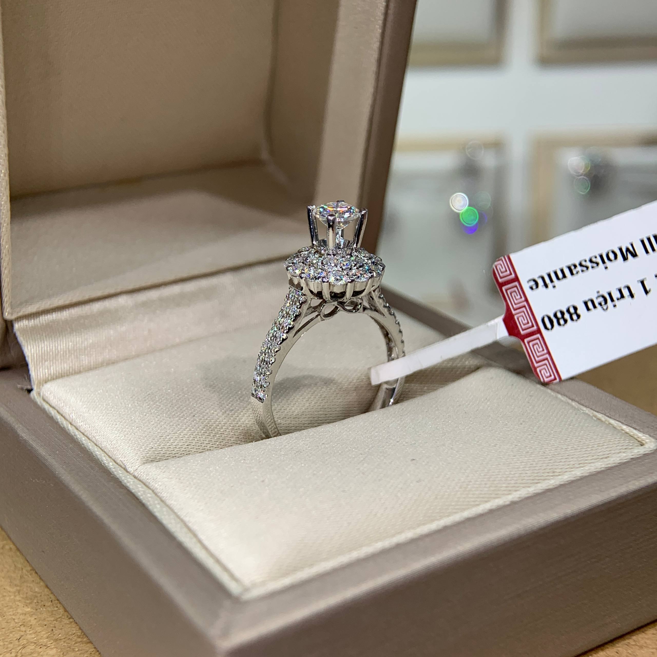 Nhẫn kim cương Moissanite GRA (N512951) - Ảnh 6
