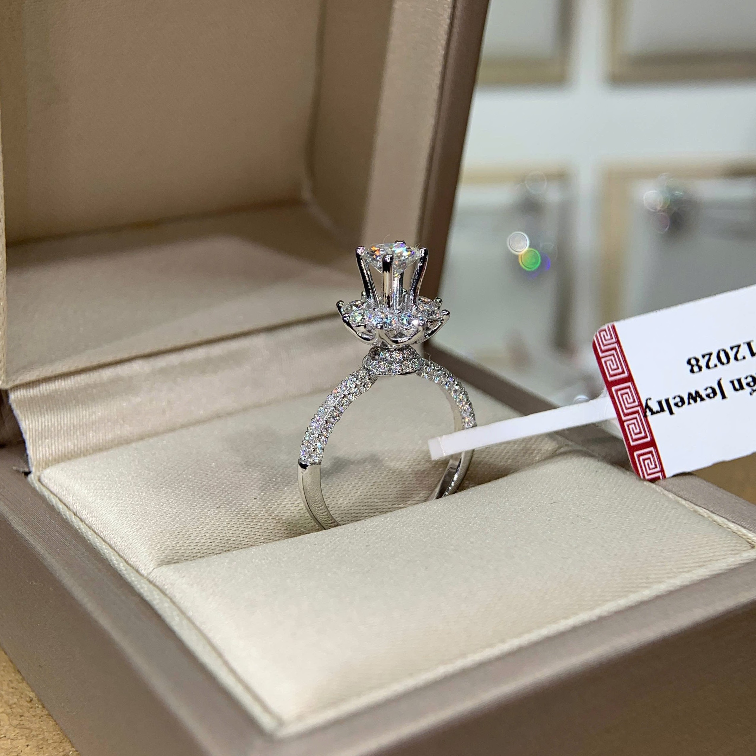 Nhẫn kim cương Moissanite GRA (N312028)