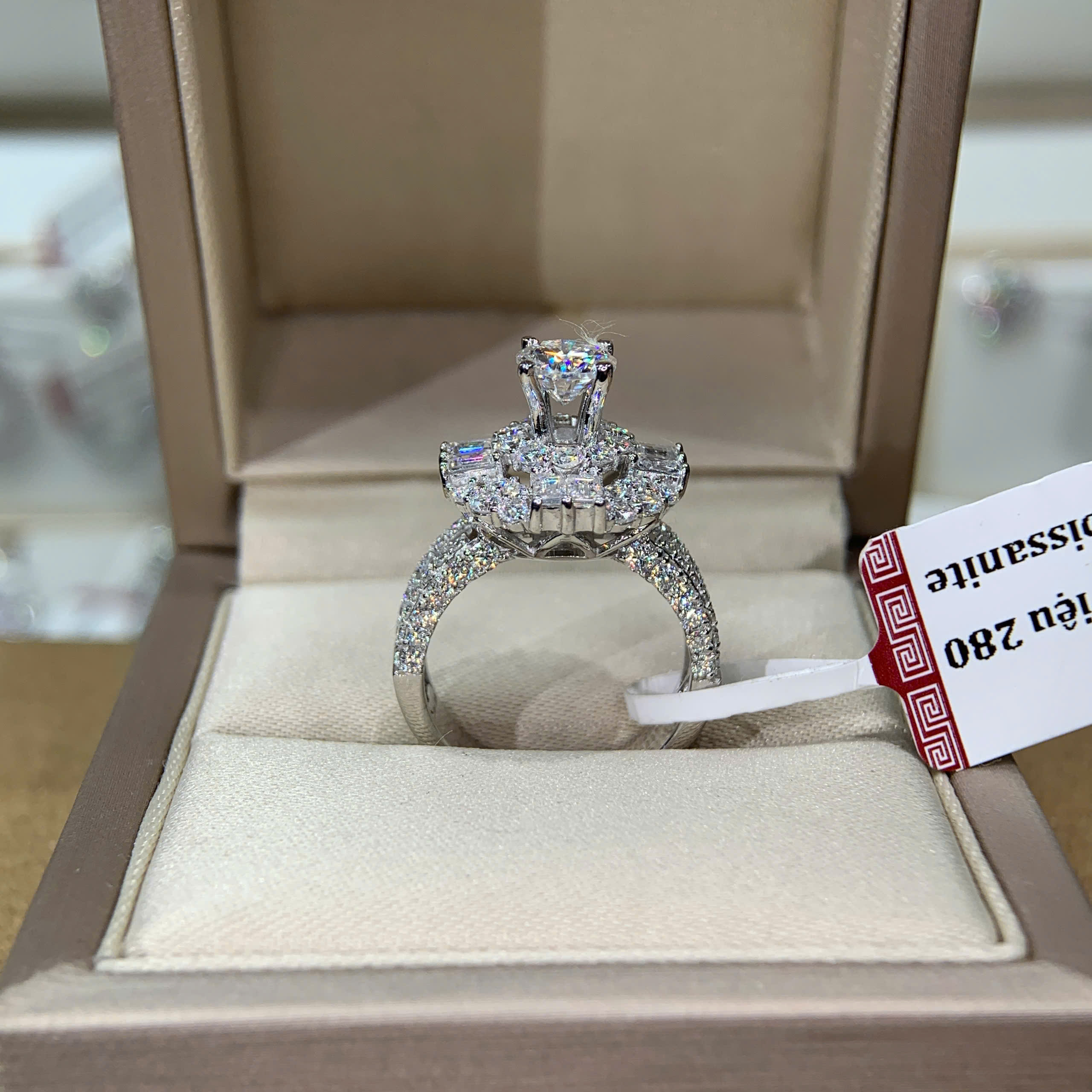 Nhẫn kim cương Moissanite GRA (N622018) - Ảnh 3