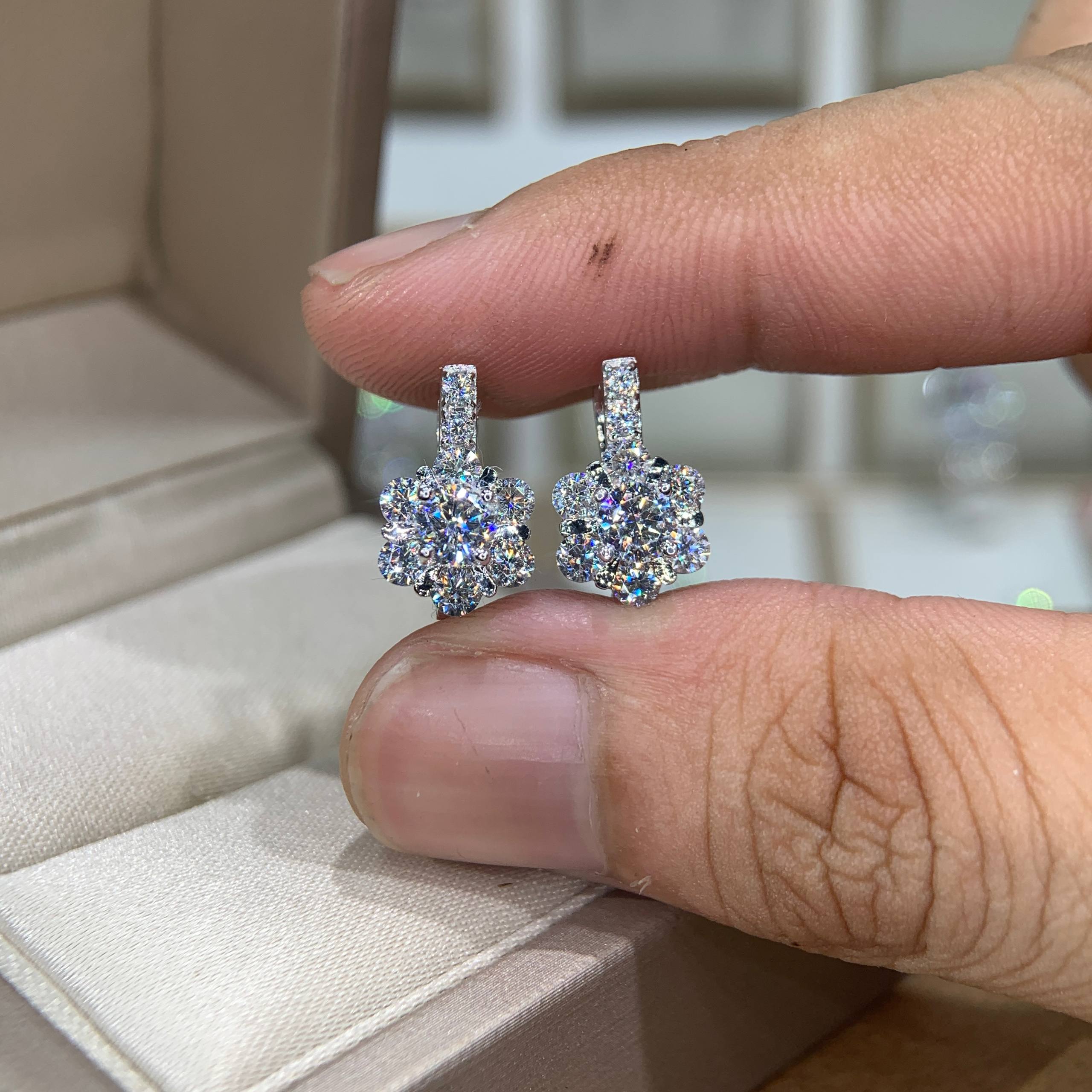 Bông tai kim cương Moissanite GRA (A104) - Ảnh 4
