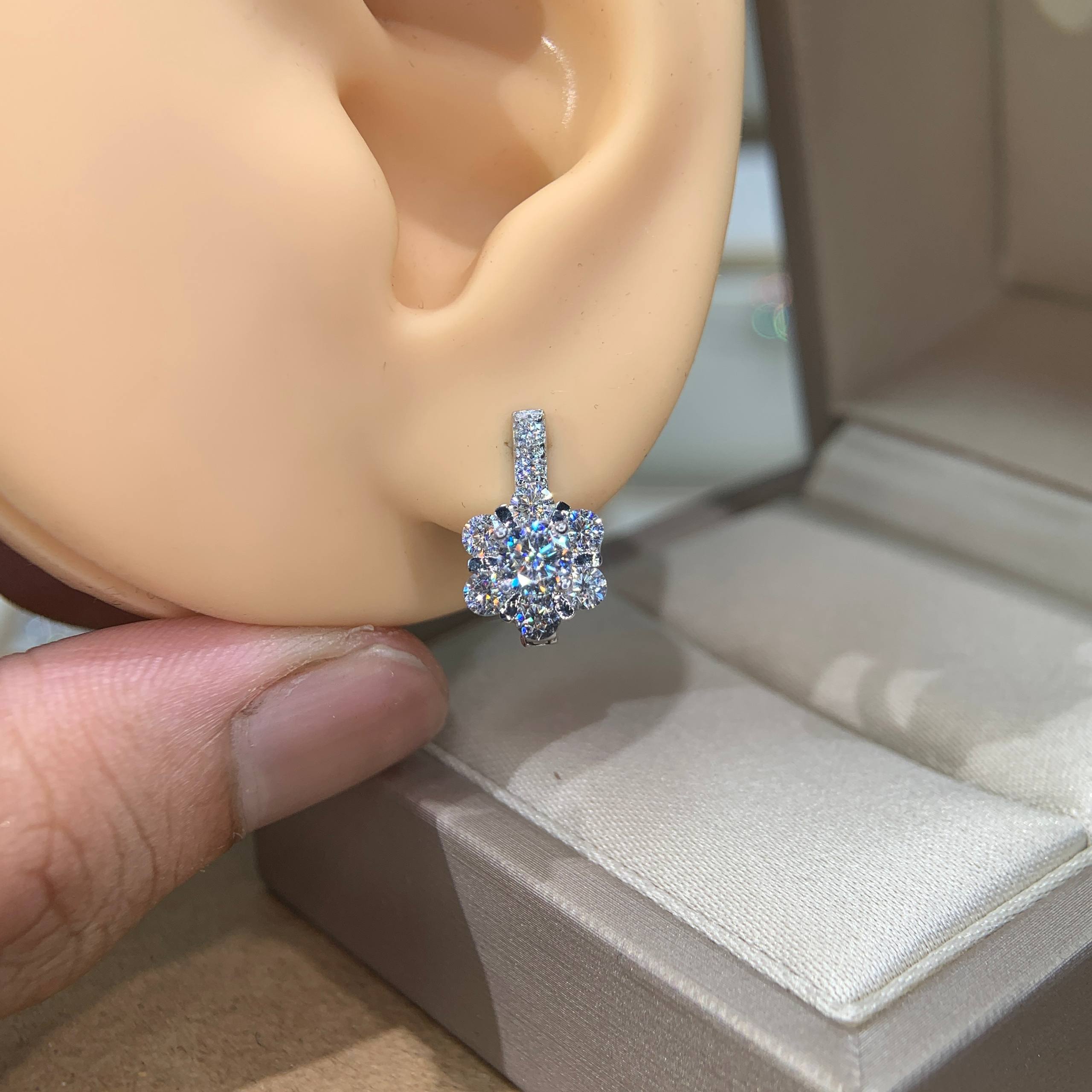 Bông tai kim cương Moissanite GRA (A104)