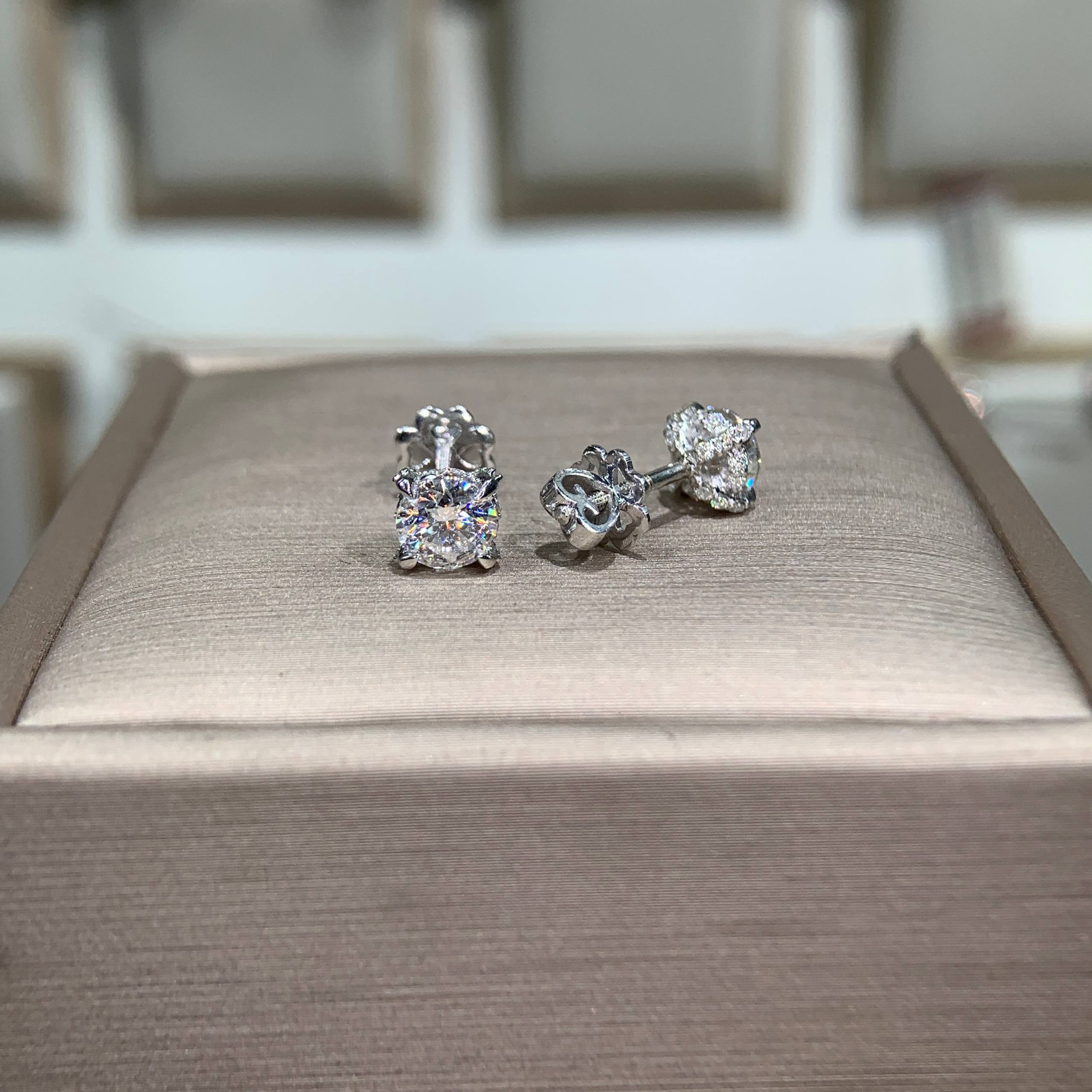 Bông tai kim cương Moissanite GRA (Y35) - Ảnh 7