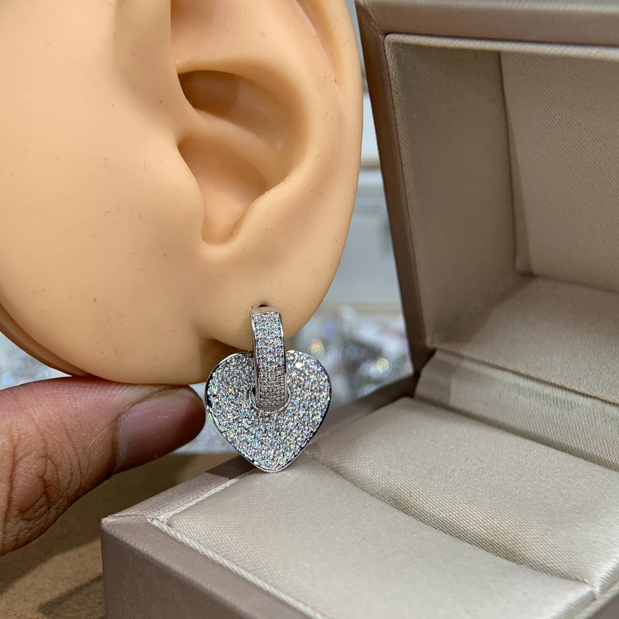 Bông tai kim cương Moissanite GRA (B038) - Ảnh 4