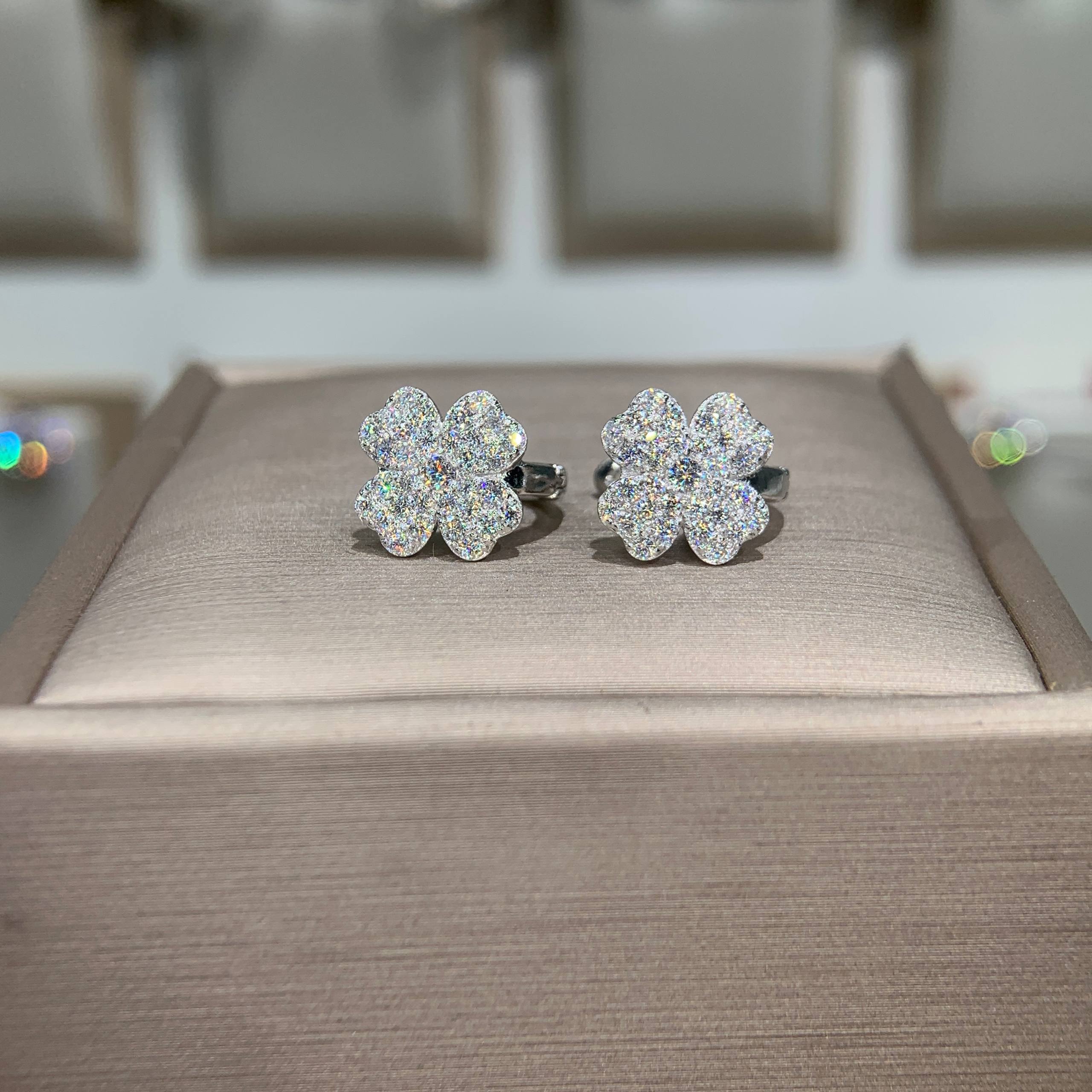 Bông tai kim cương Moissanite GRA (Z48) - Ảnh 4