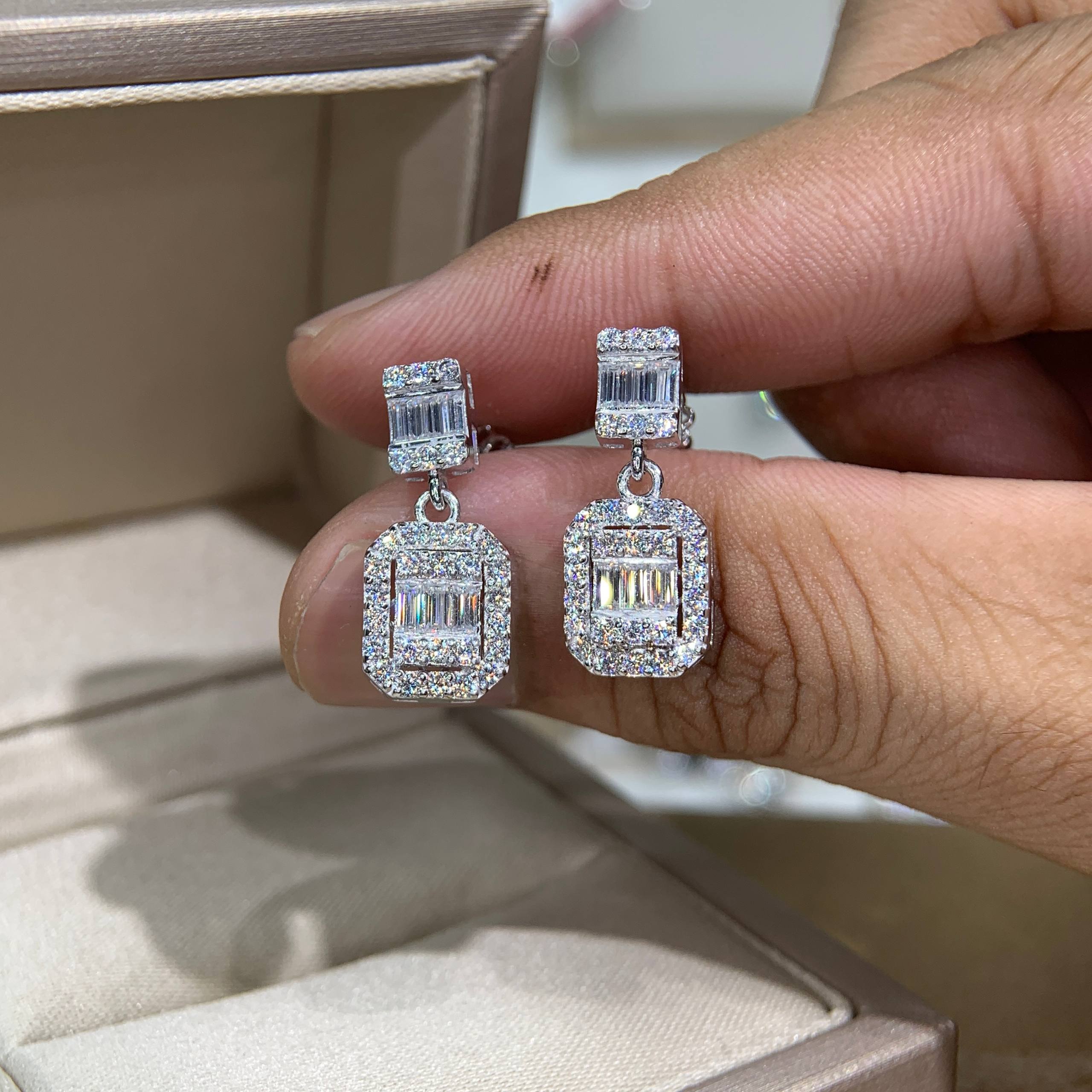 Bông tai kim cương Moissanite GRA (A485)