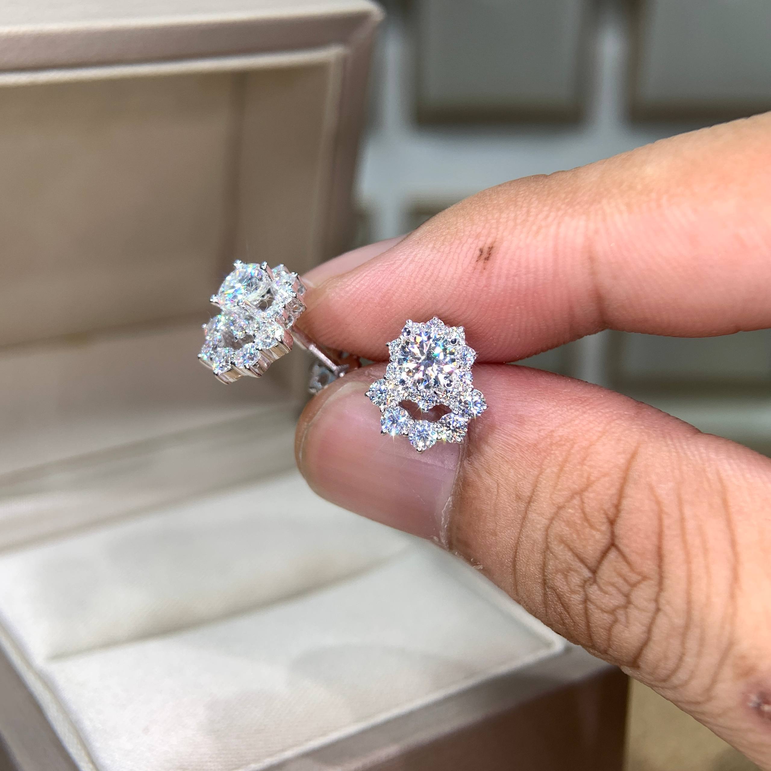 Bông tai kim cương Moissanite GRA (A049) - Ảnh 4