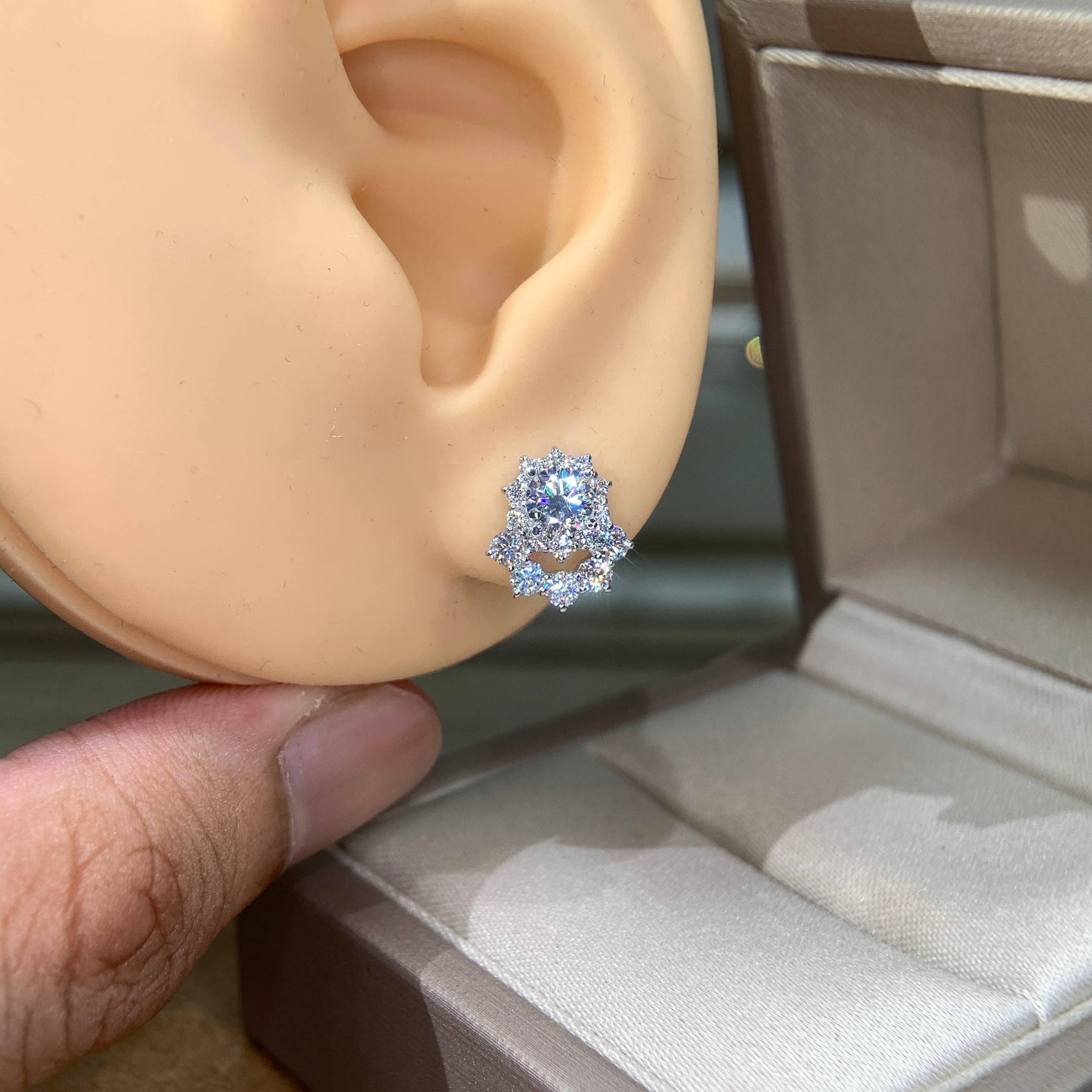 Bông tai kim cương Moissanite GRA (A049) - Ảnh 3
