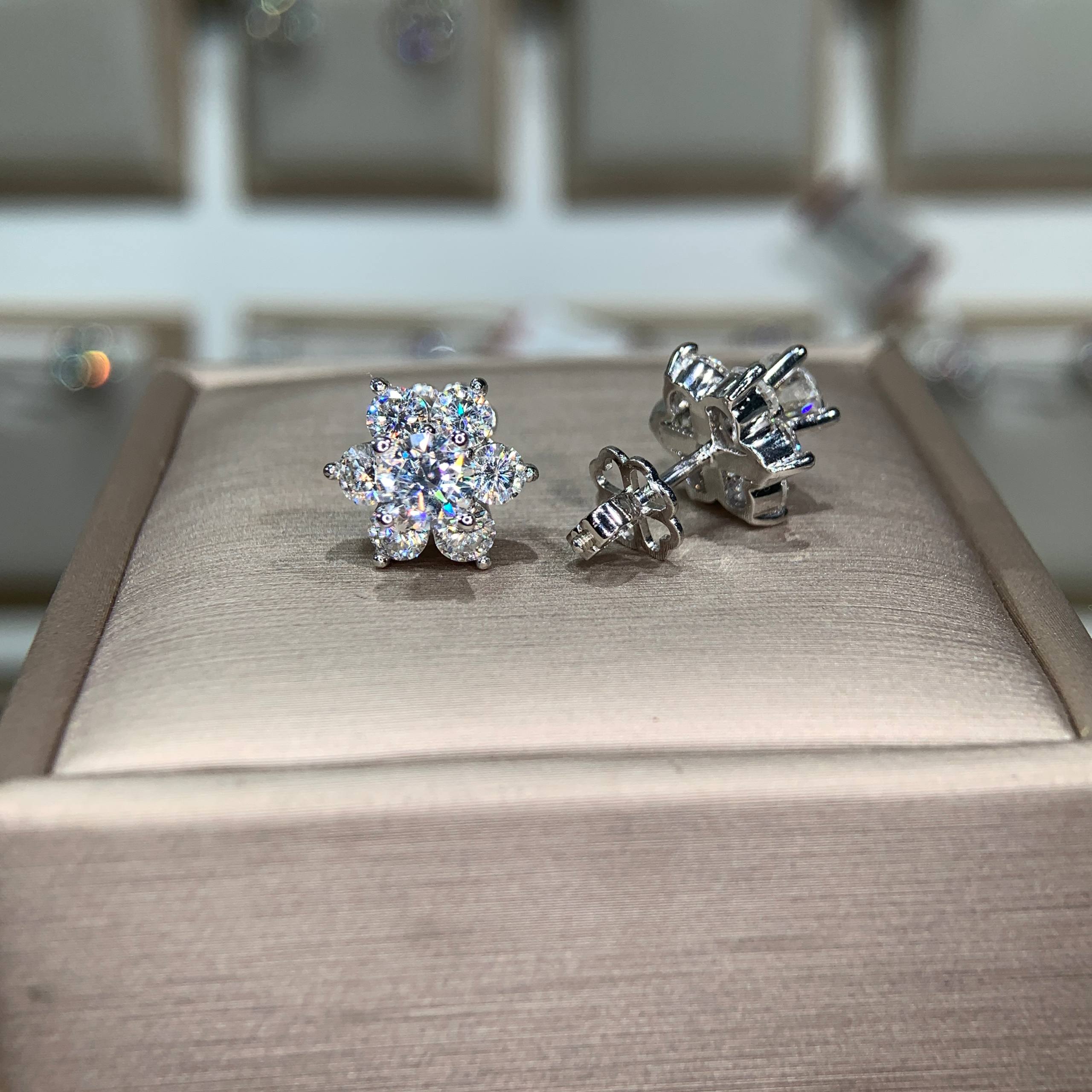Bông tai kim cương Moissanite GRA (A655) - Ảnh 4