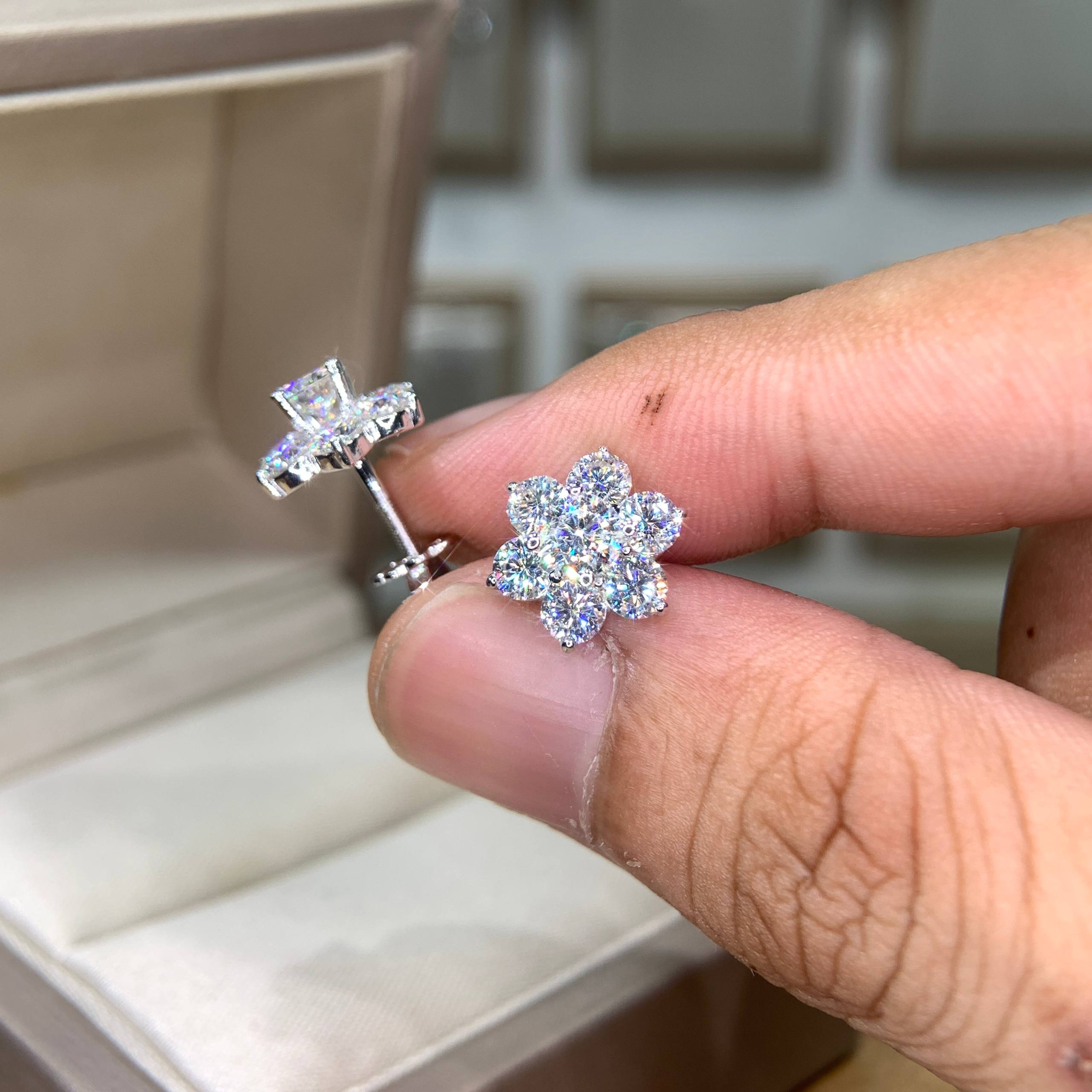 Bông tai kim cương Moissanite GRA (A251) - Ảnh 6