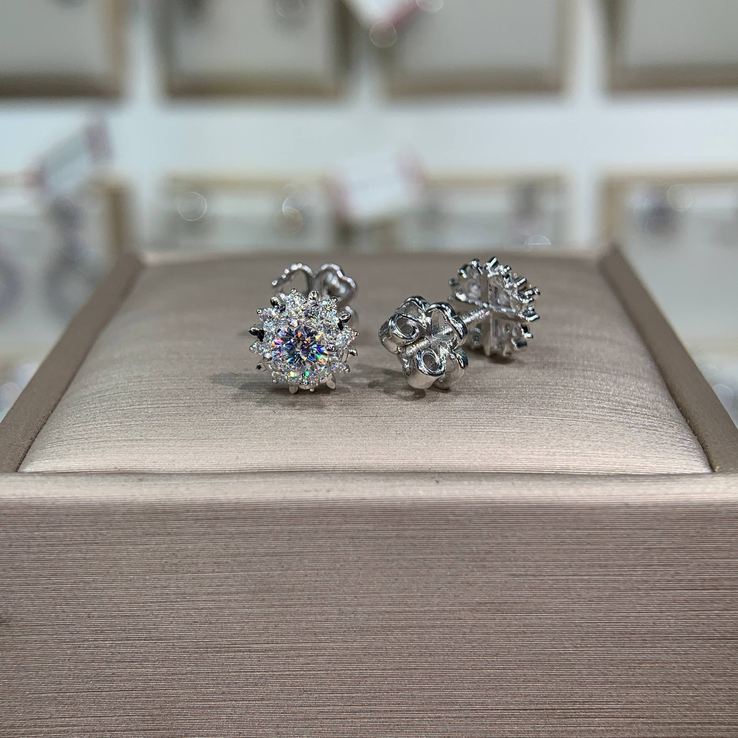 Bông tai kim cương Moissanite GRA (Y94) - Ảnh 3