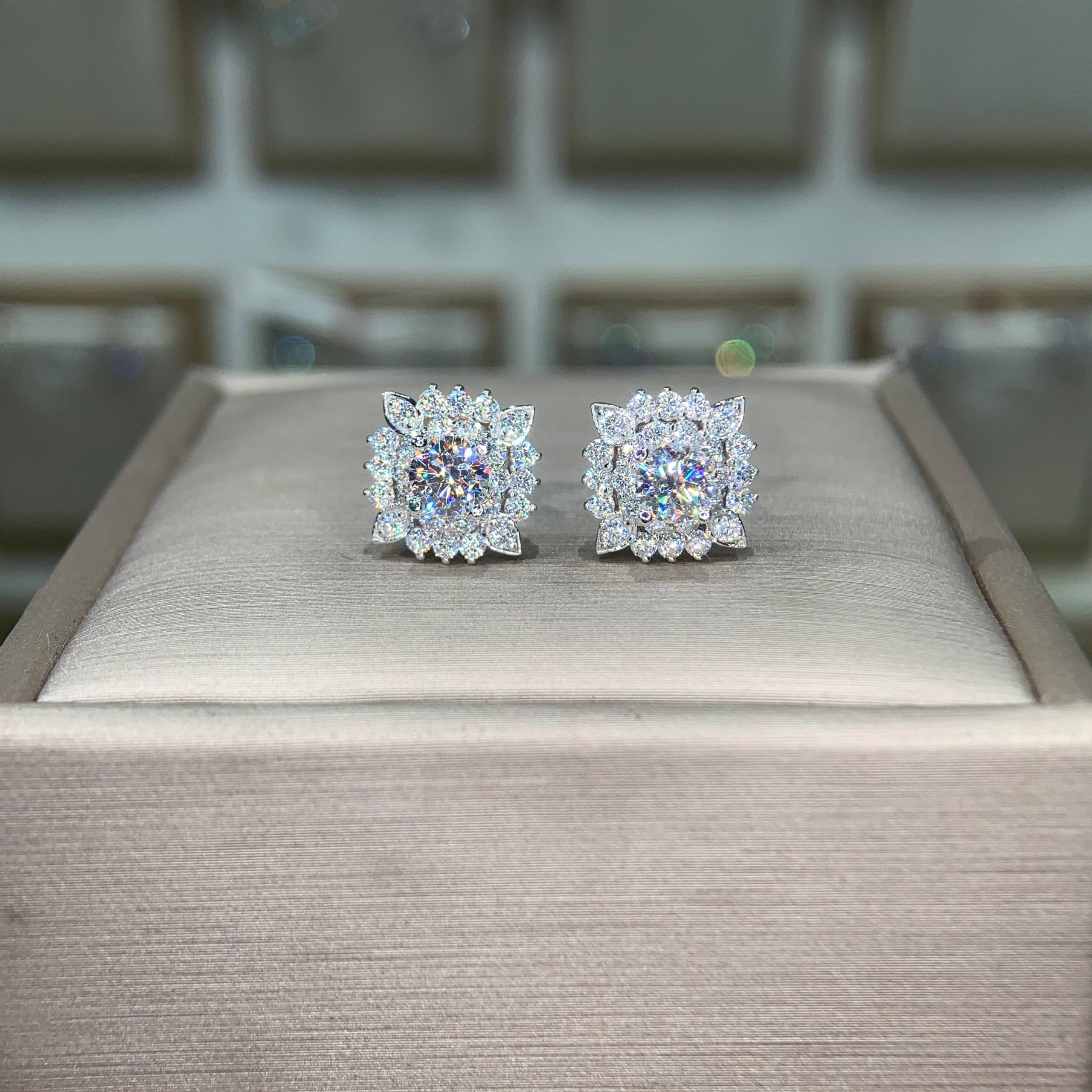 Bông tai kim cương Moissanite GRA (A110)
