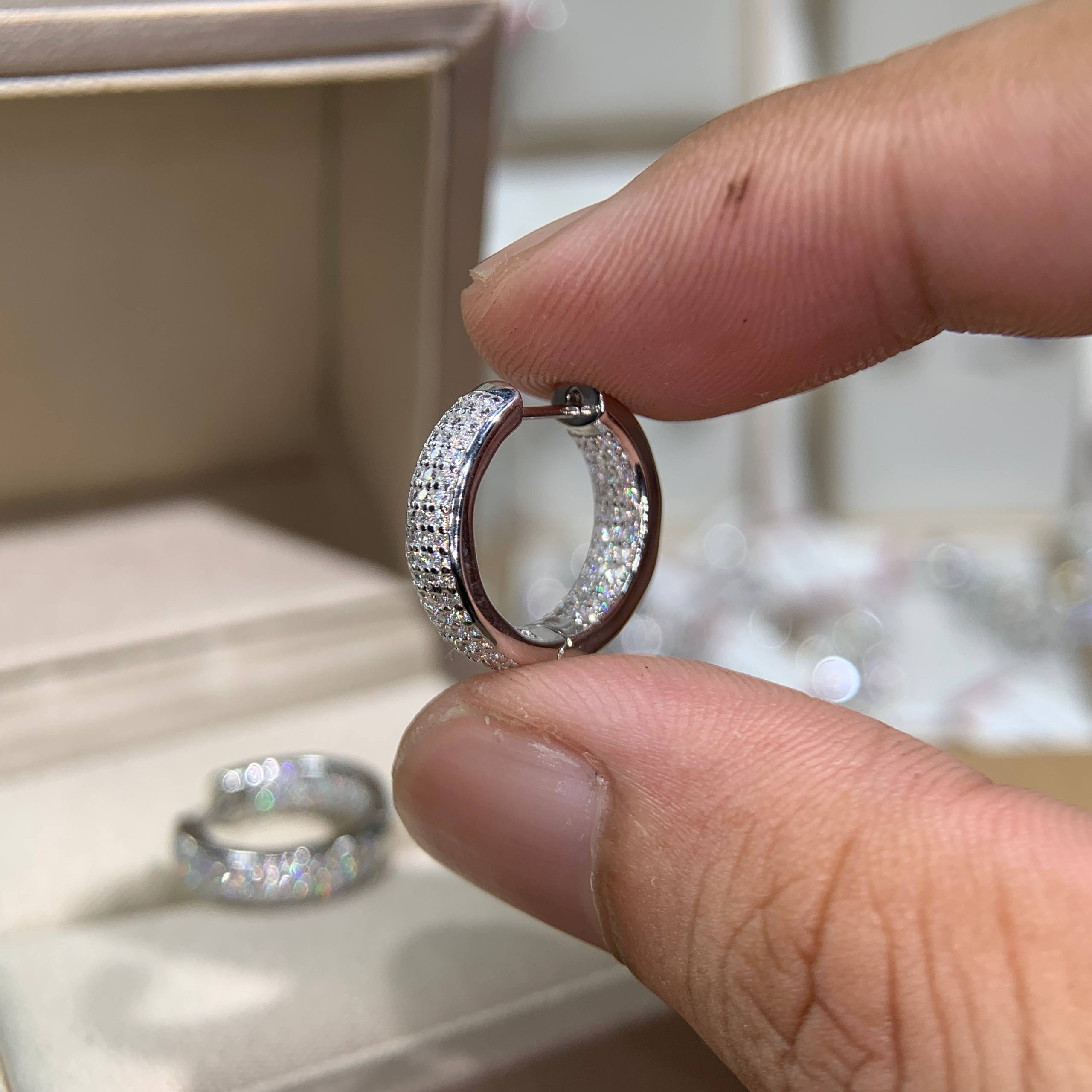 Bông tai kim cương Moissanite GRA (A043) - Ảnh 4