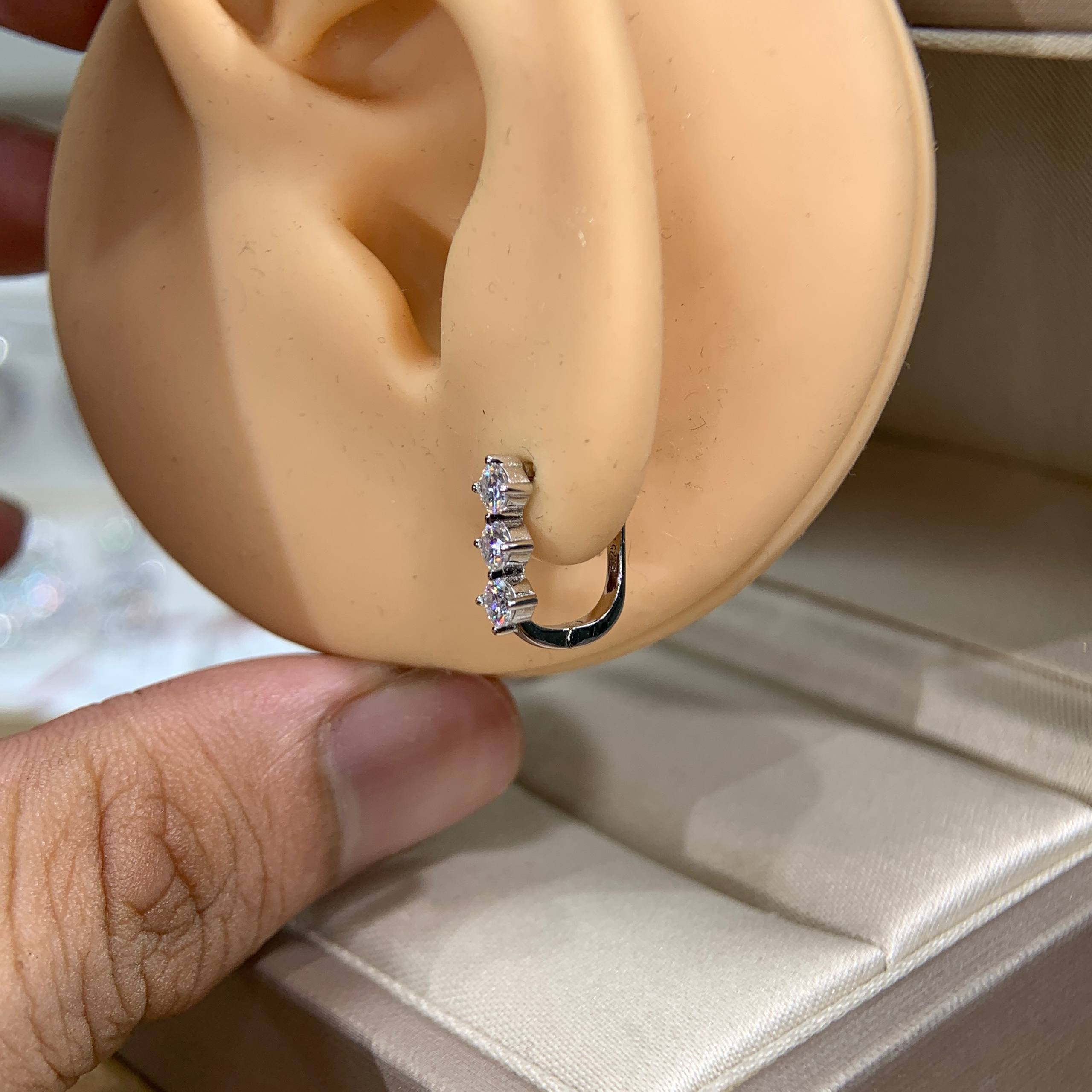 Bông tai kim cương Moissanite GRA (P15) - Ảnh 2
