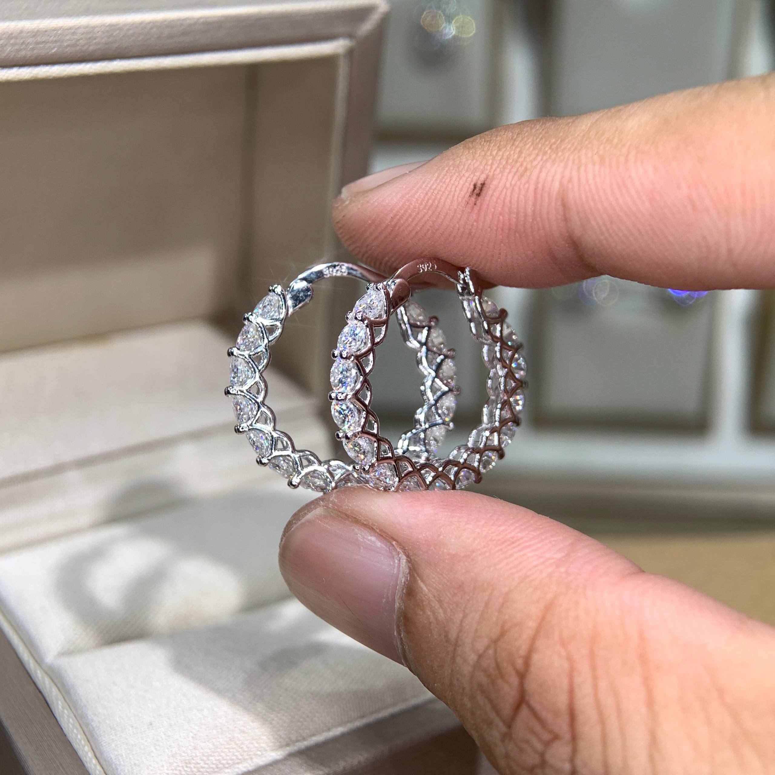 Bông tai kim cương Moissanite GRA (K80) - Ảnh 4