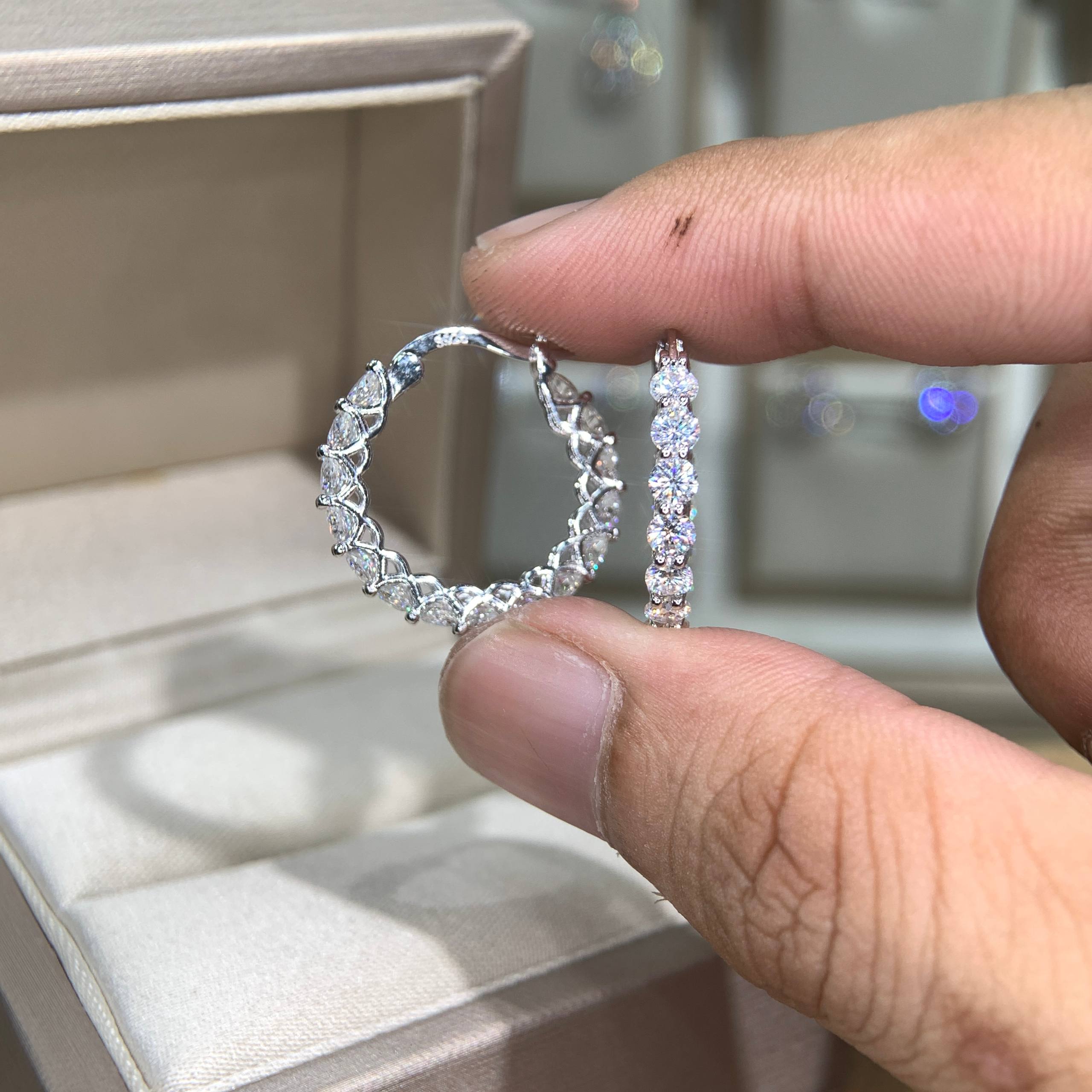Bông tai kim cương Moissanite GRA (K80) - Ảnh 3