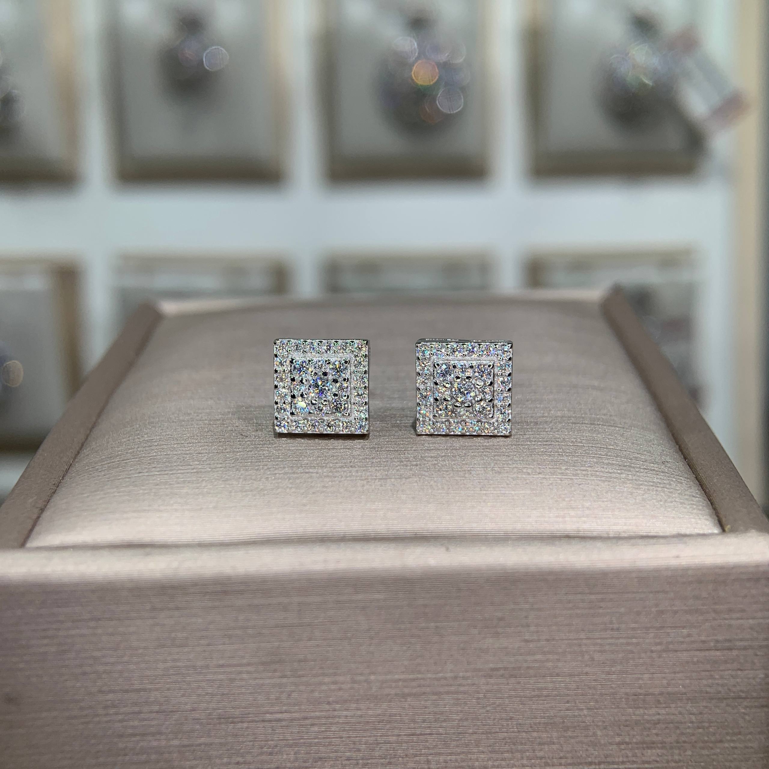 Bông tai kim cương Moissanite GRA (M48)