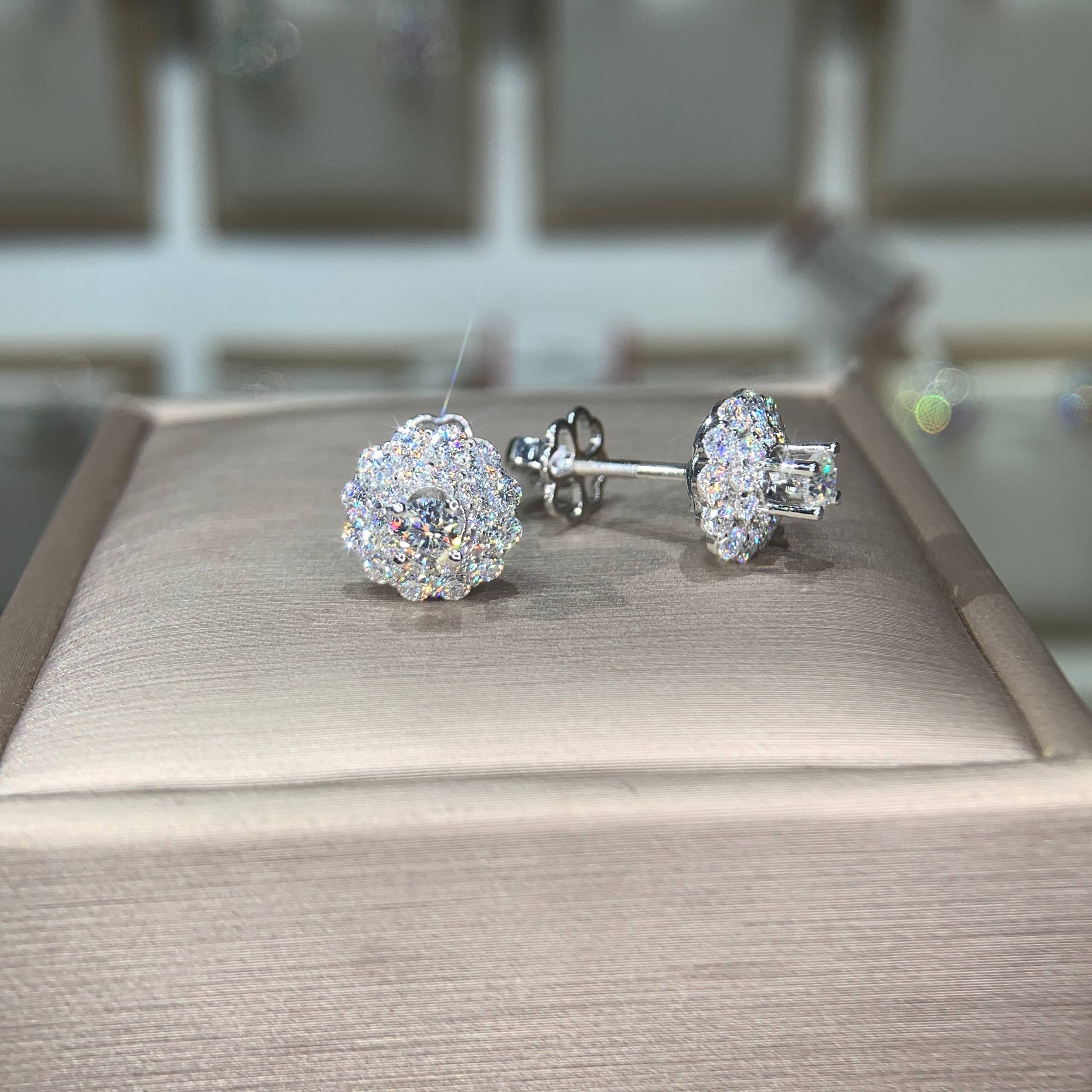 Bông tai kim cương Moissanite GRA (A119)