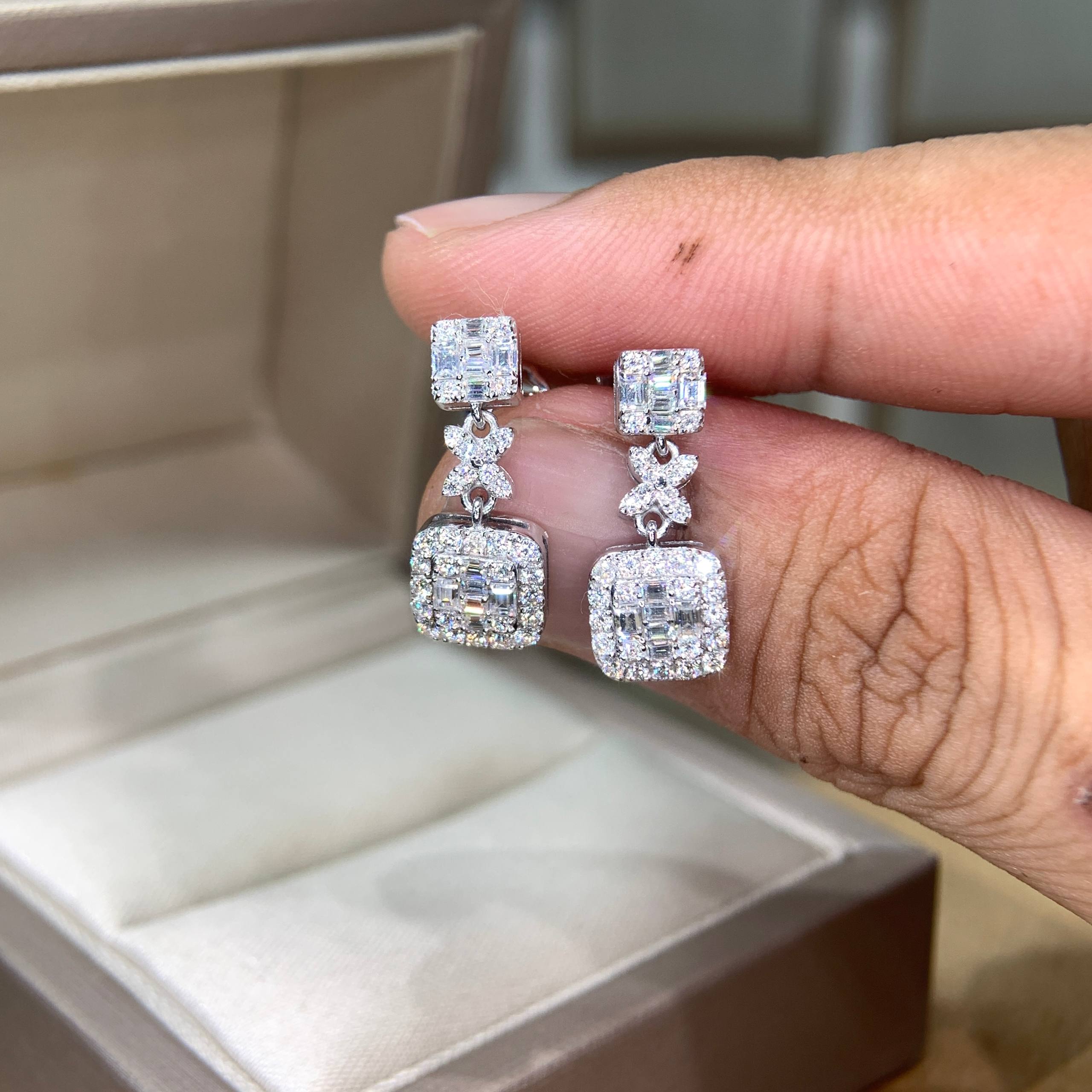 Bông tai kim cương Moissanite GRA (A193) - Ảnh 5