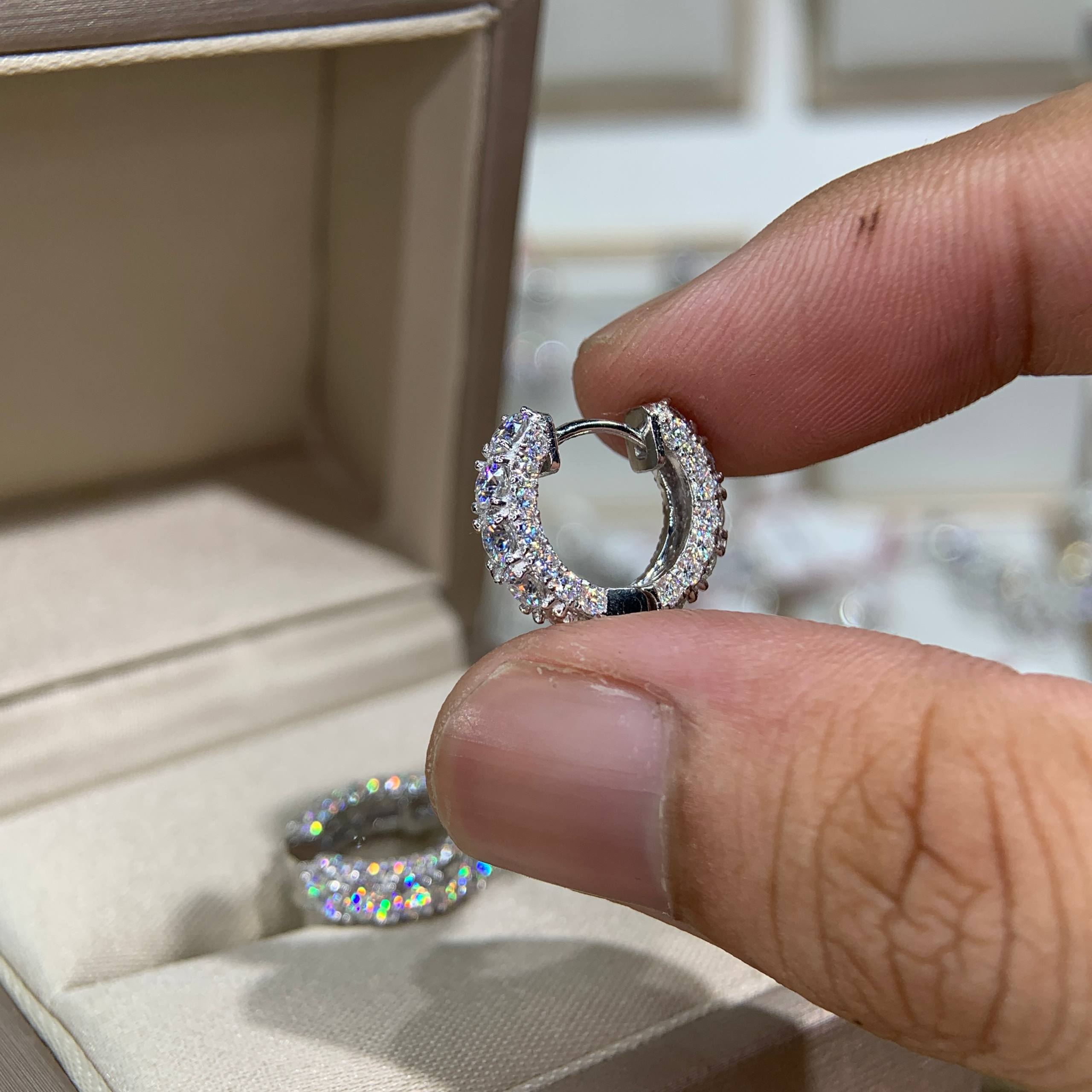 Bông tai kim cương Moissanite GRA (A511) - Ảnh 3