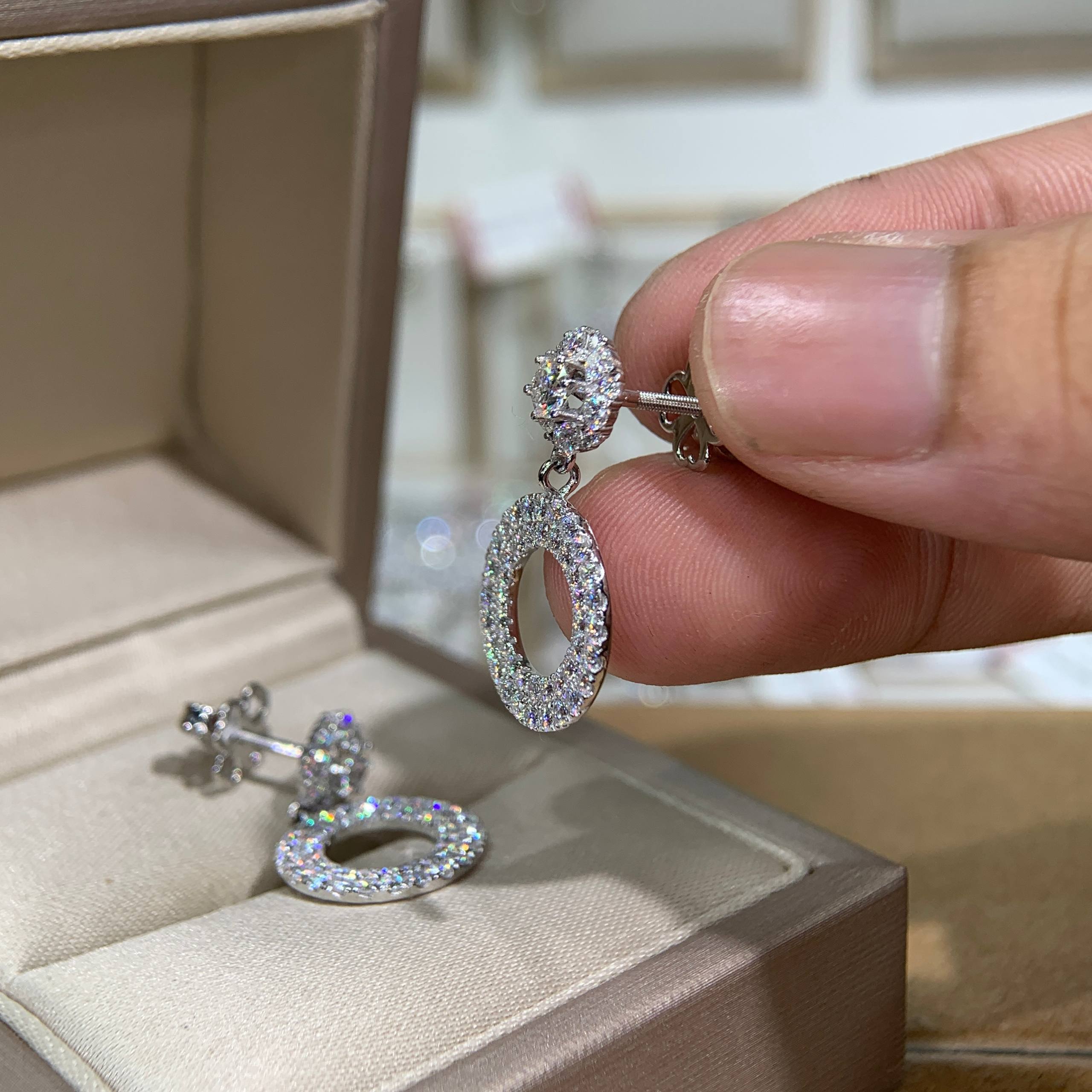 Bông tai kim cương Moissanite GRA (A337) - Ảnh 3